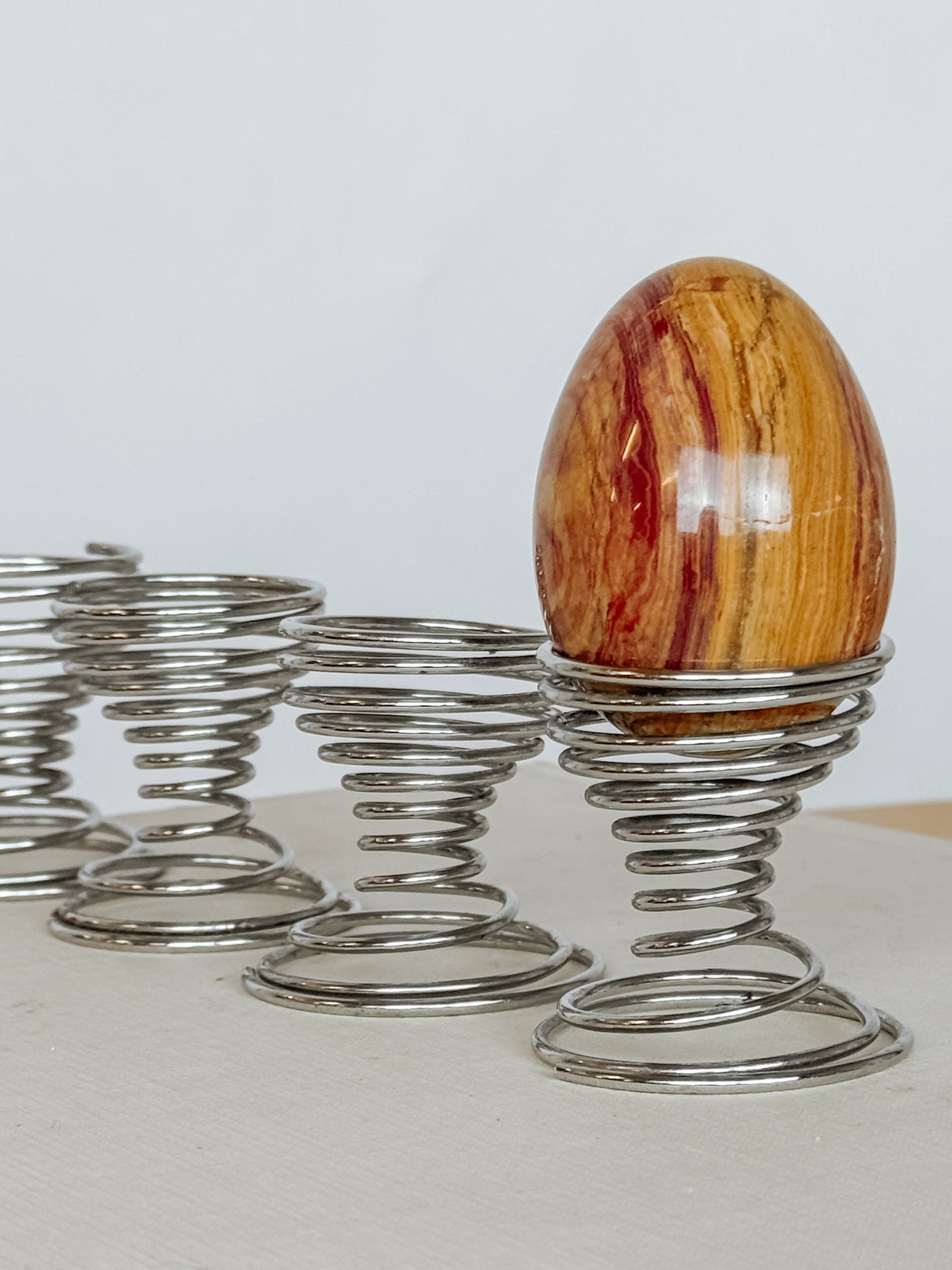 Vintage zilverkleurige spiraal eierdopjes, set van 4 (2 sets beschikbaar)