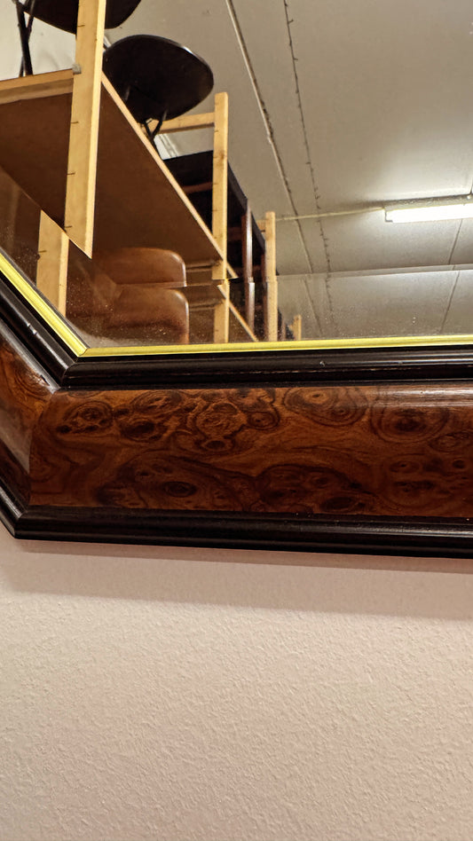Vintage spiegel met burl wood lijst