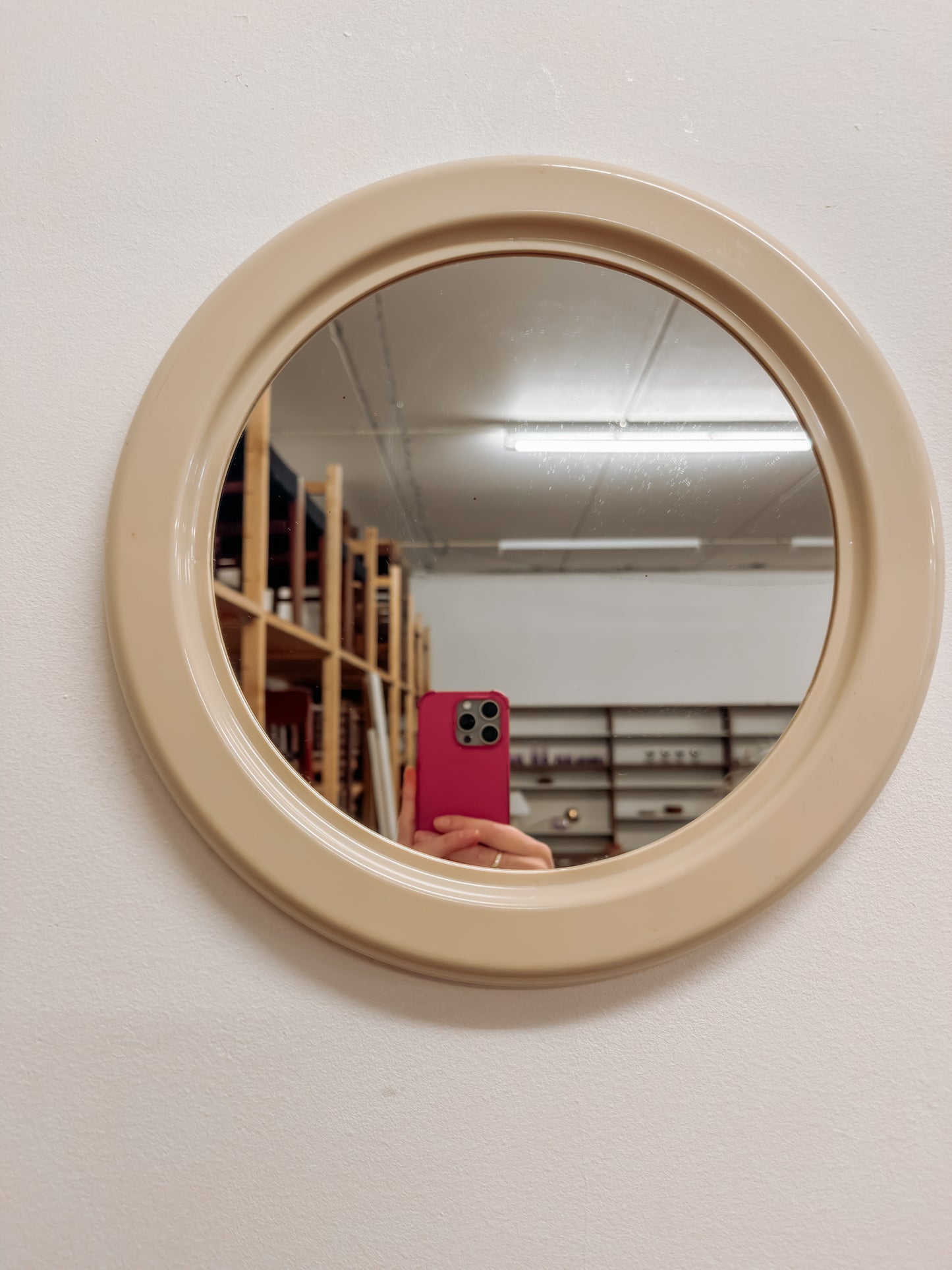 Vintage round mirror with white rim