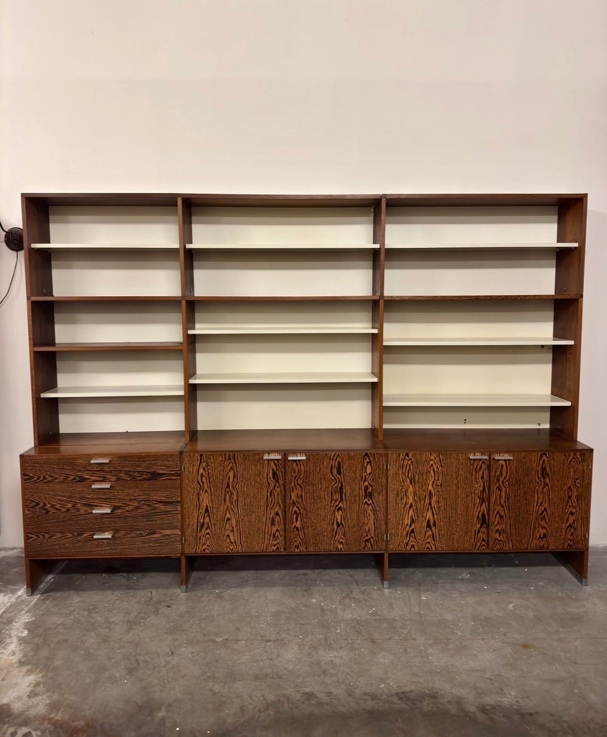 Pastoe vrijstaand made to measure wandmeubel – Wengé