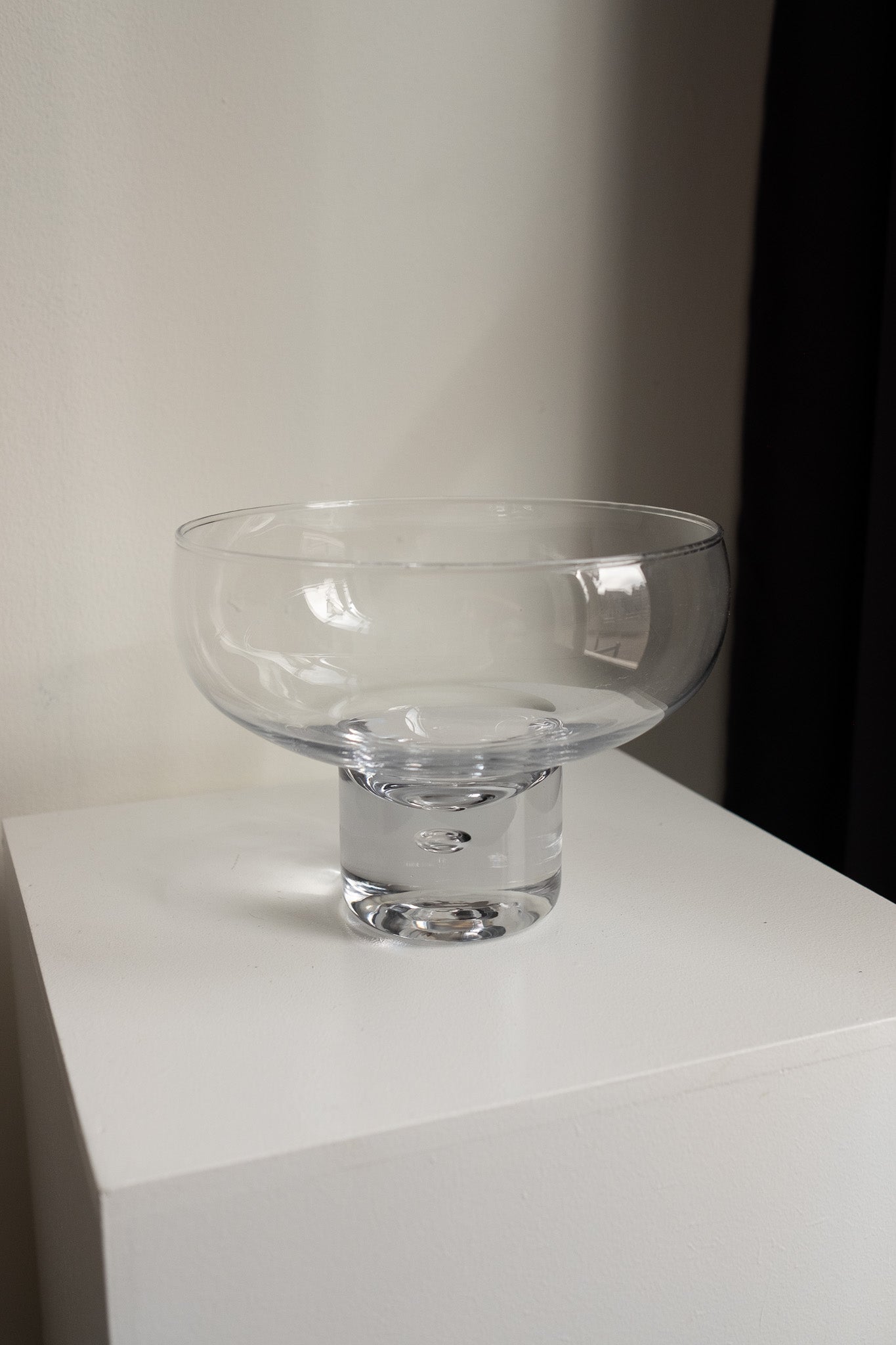 Italian glass (fruit) bowl with air bubble