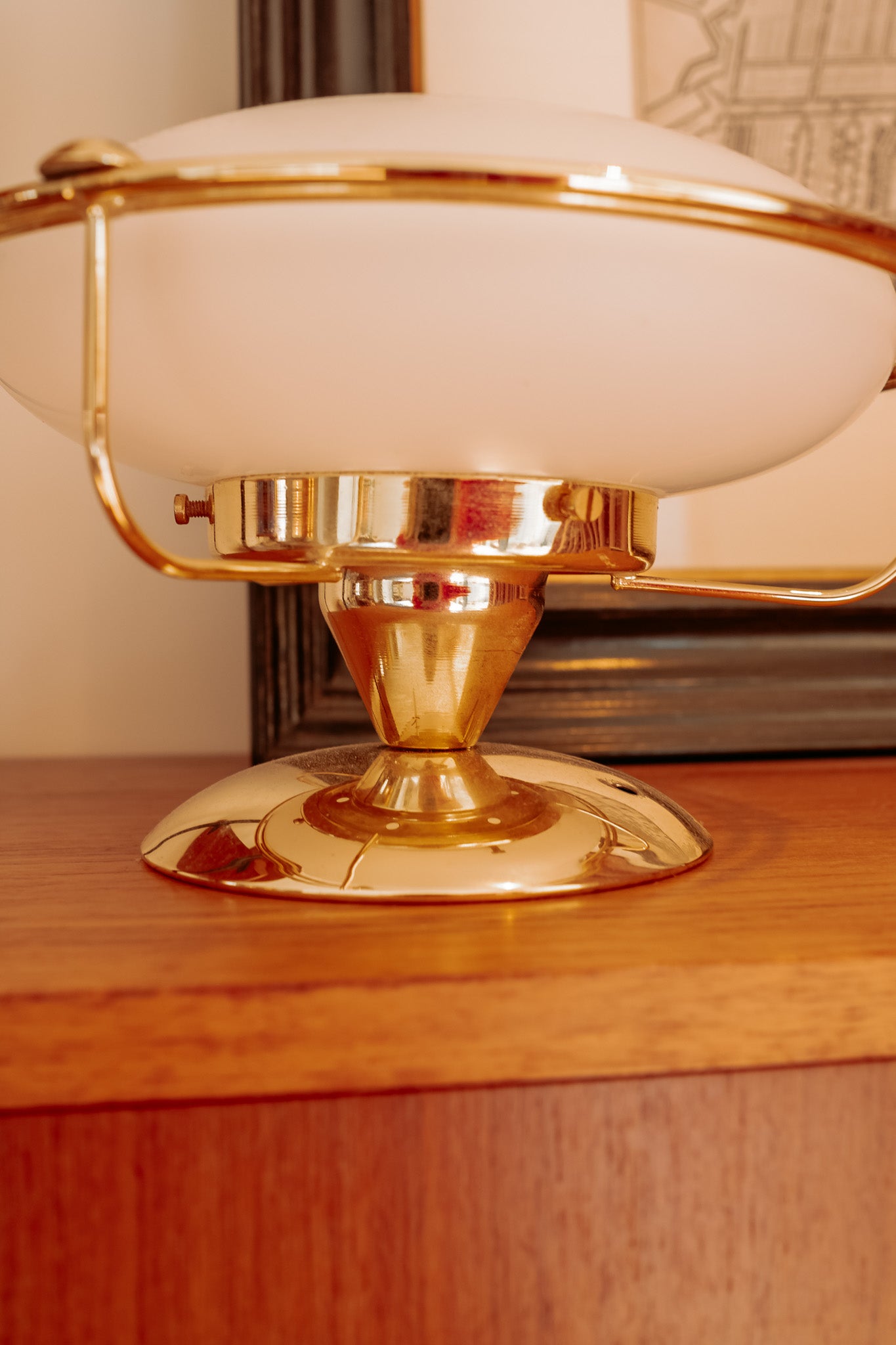 Vintage Steinhauer plafonnière lamp met melkglas