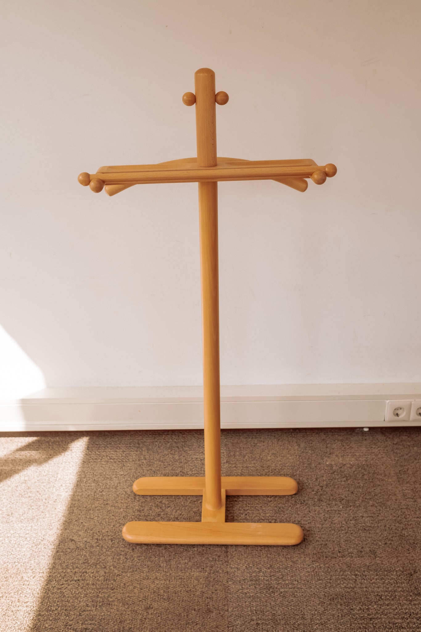Post modern houten dressboy, jaren 80