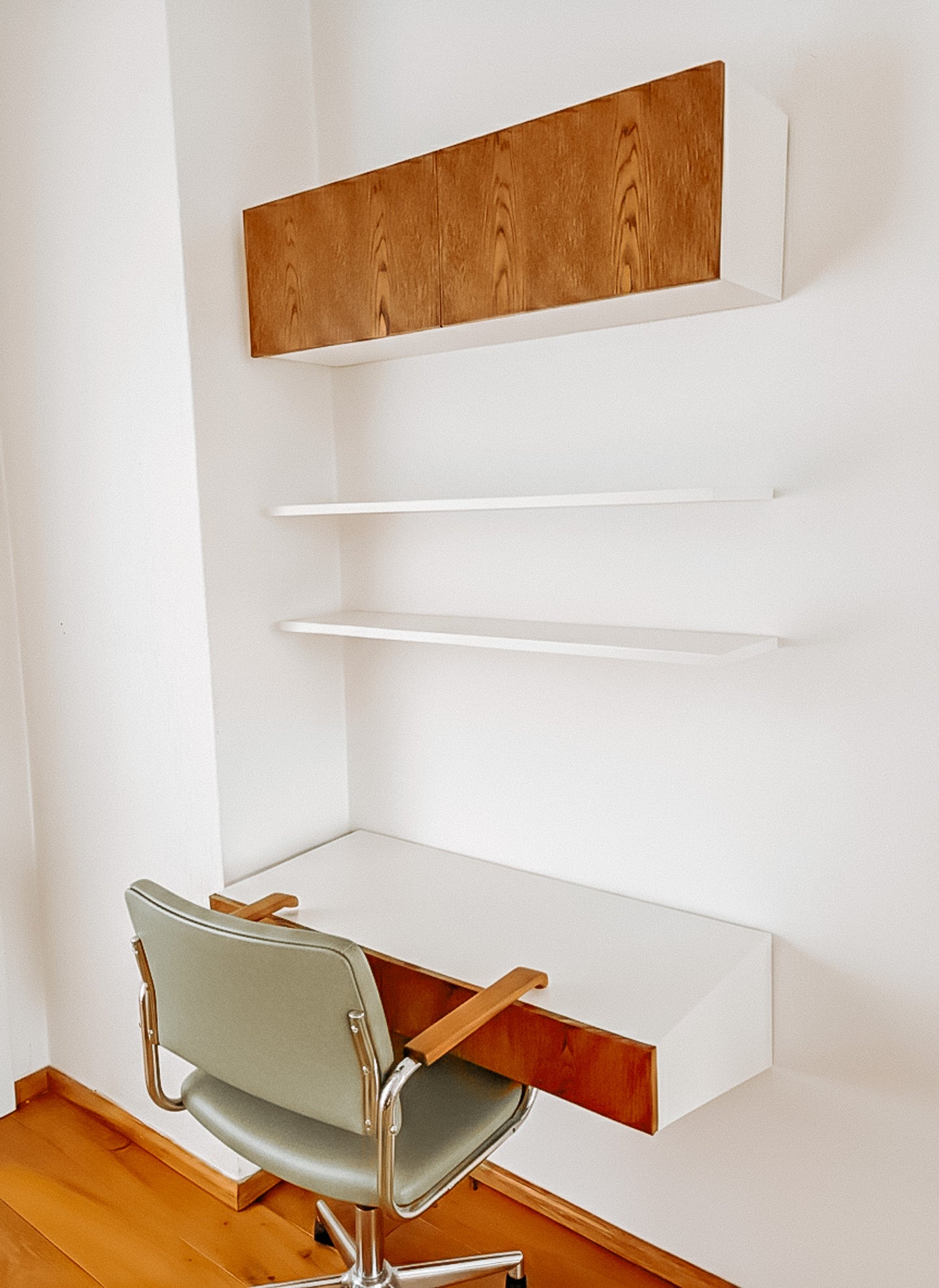 Vintage Banz Bord zwevend wandmeubel met bureau