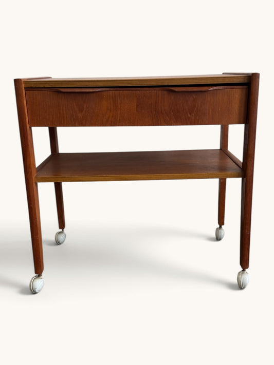 Deense vintage teak trolley op zwenkwieltjes met lade