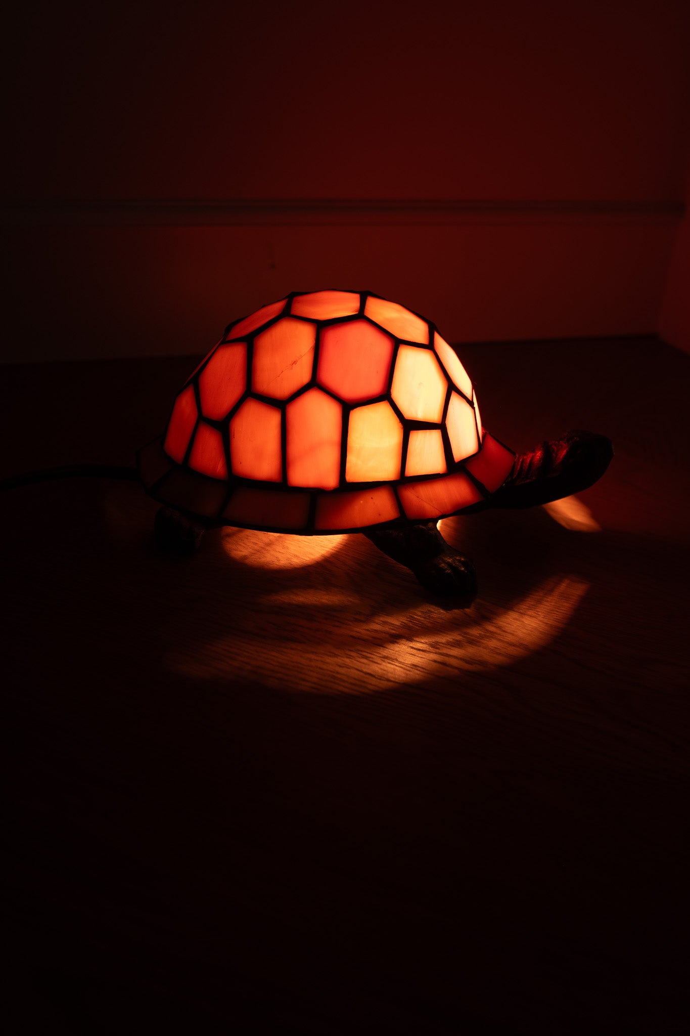 Tiffany schildpad lampje - oranje opaalglas