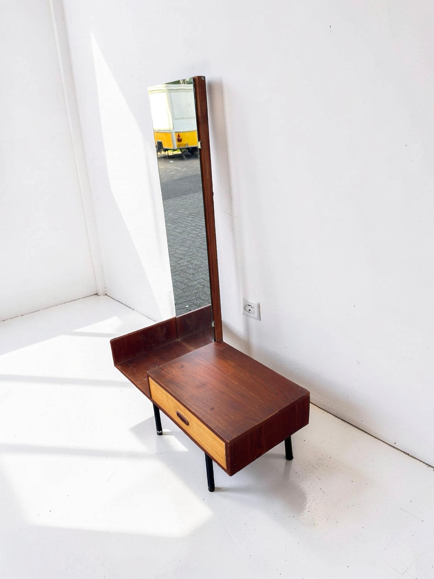 Vintage kaptafel, jaren 60