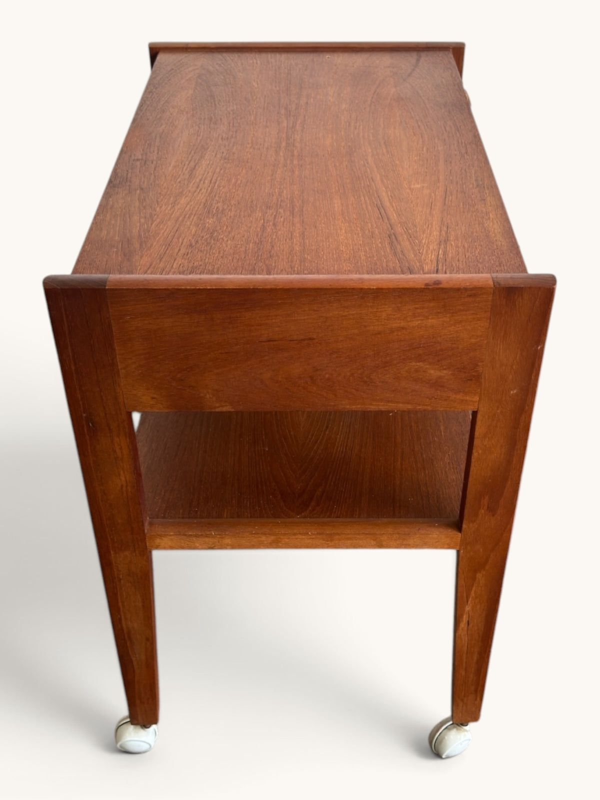 Deense vintage teak trolley op zwenkwieltjes met lade