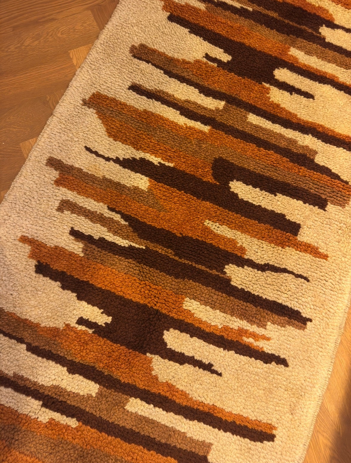 100% Wollen vintage vloerkleed, jaren 70 (200x70cm)