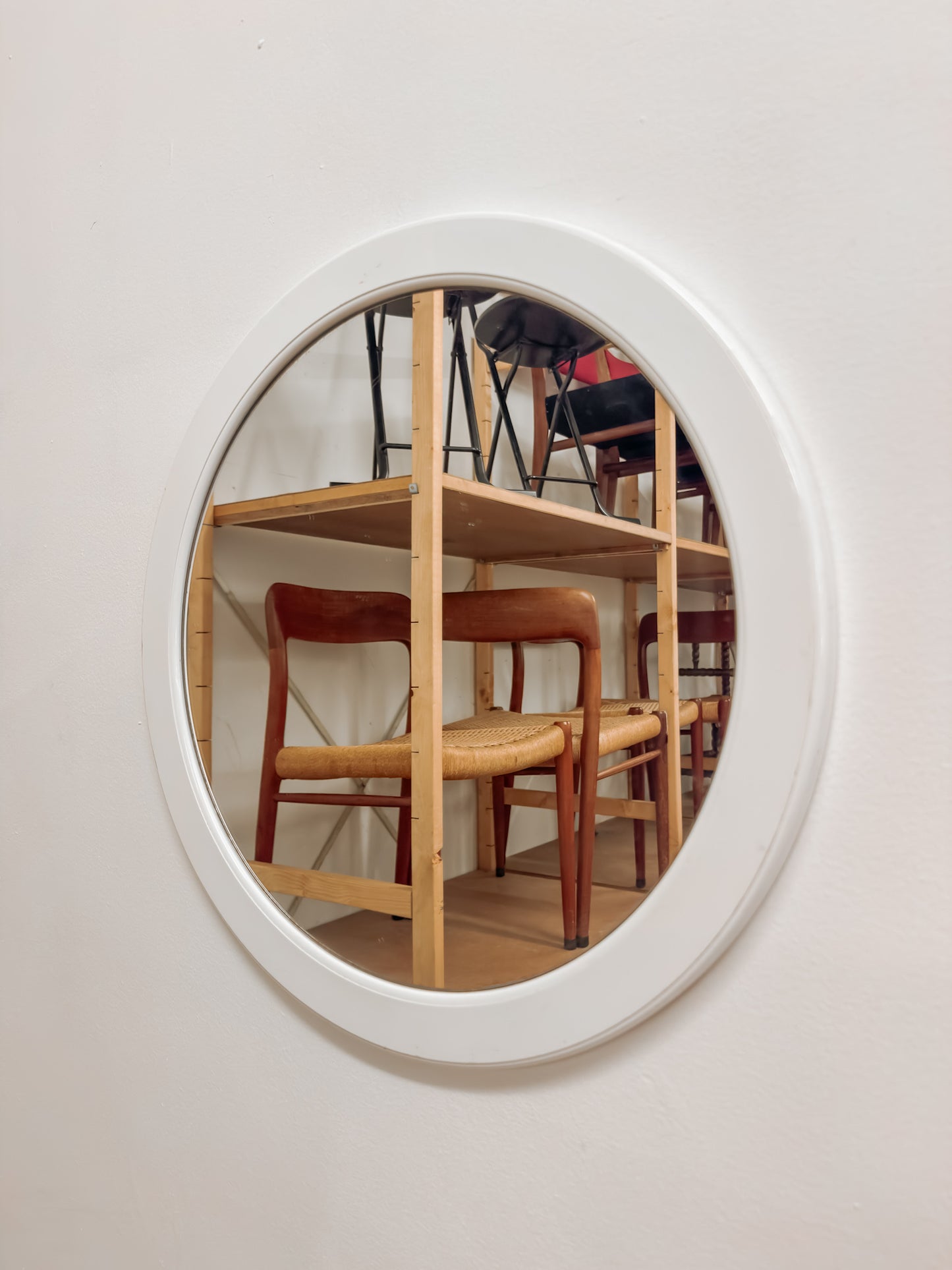 Vintage grote ronde spiegel met witte rand