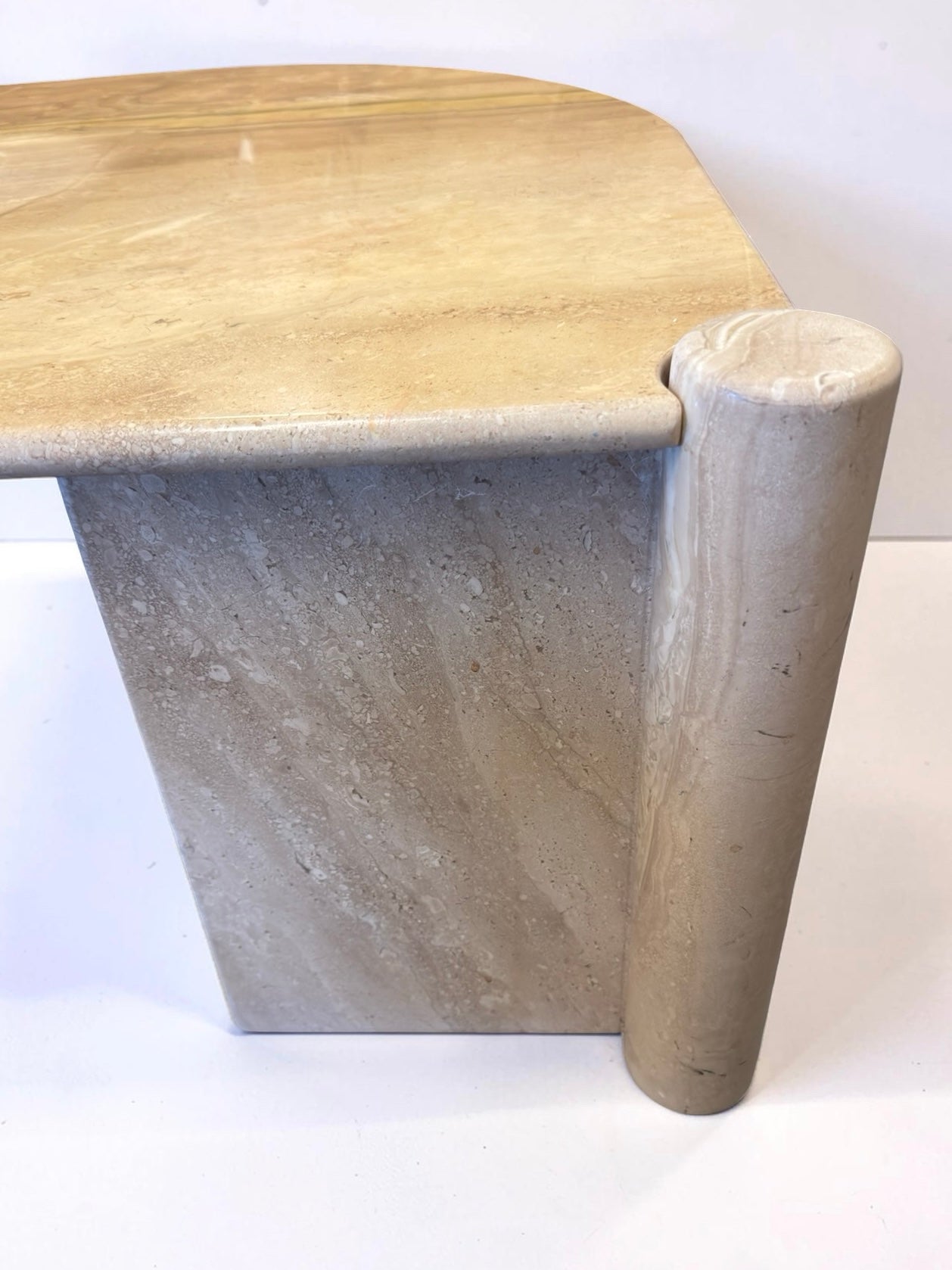 Vintage Italiaanse travertin salontafel