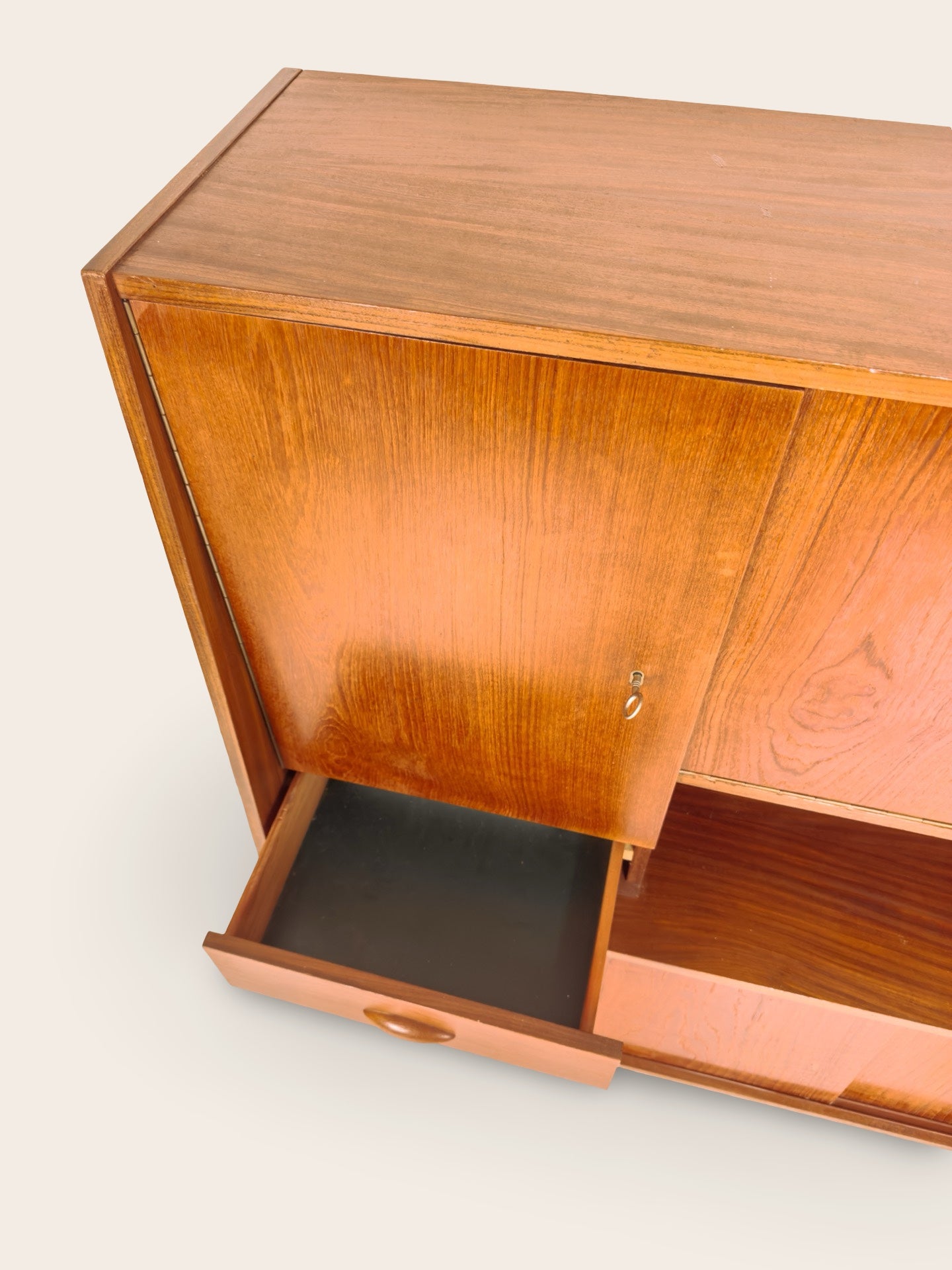 Mid Century highboard dressoir, jaren 60