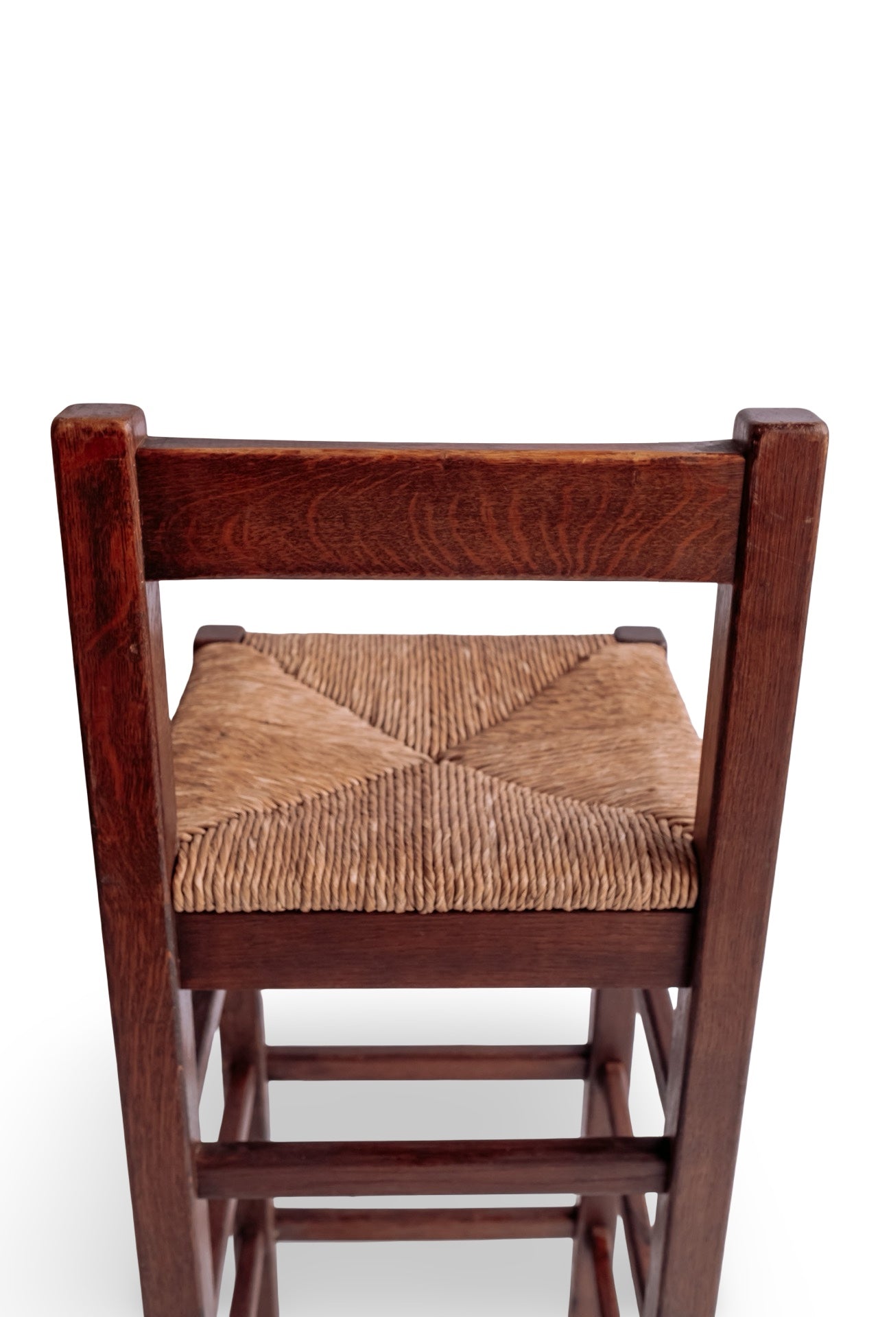 Vintage houten barkruk met met biezen zitting (4 stuks beschikbaar)