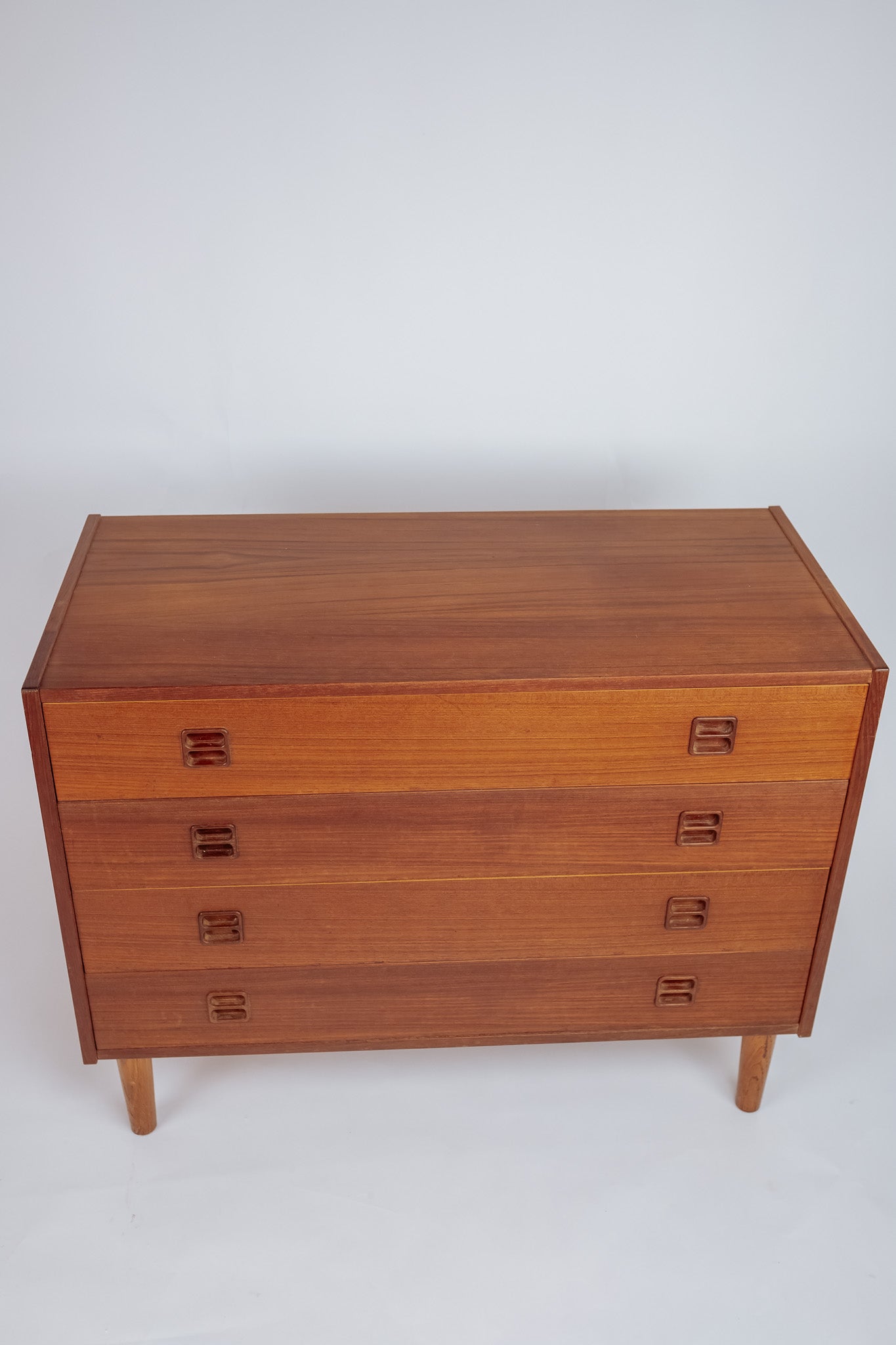 Deense Mid Century ladekast AEJM Möbler