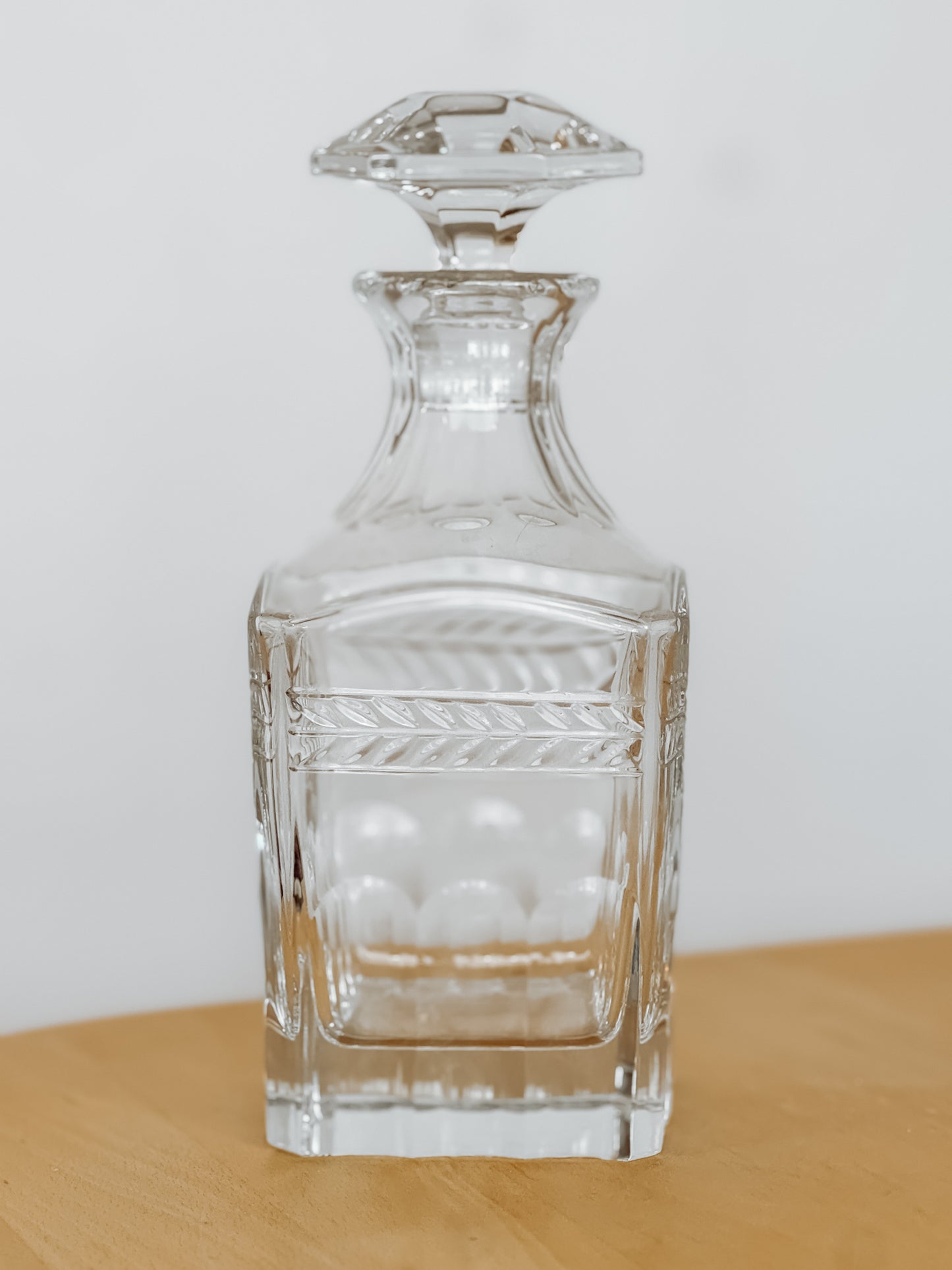 Vintage glazen whiskey karaf