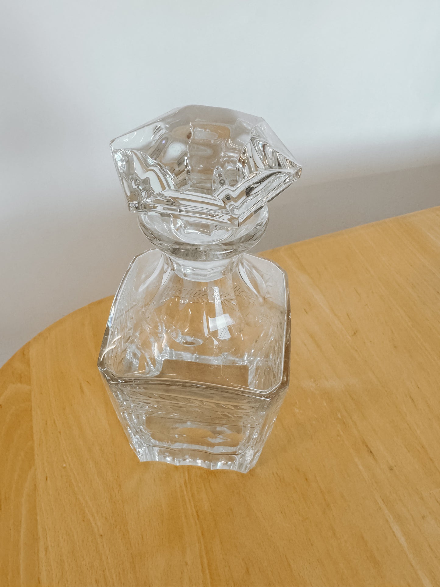 Vintage glazen whiskey karaf