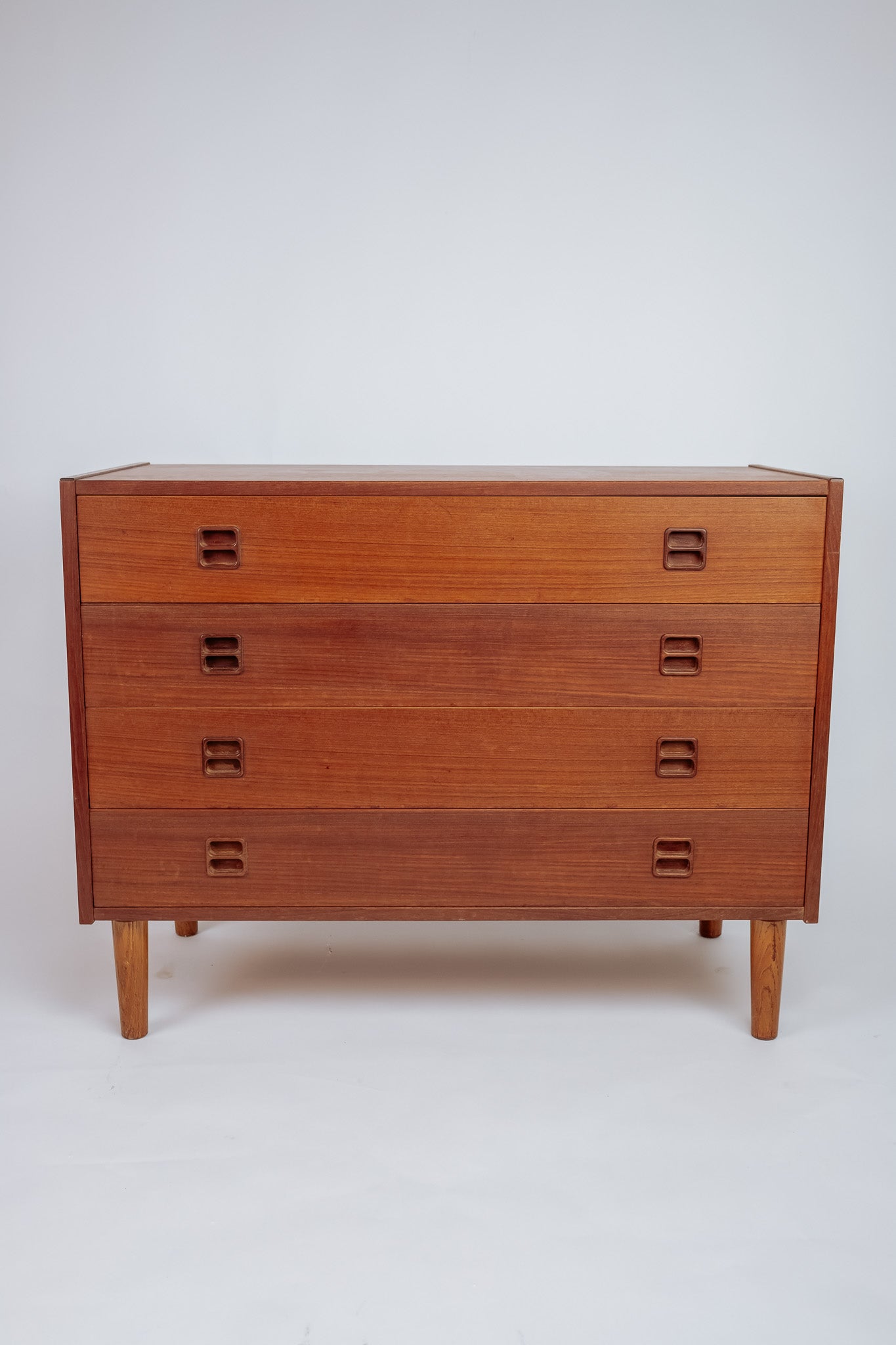Deense Mid Century ladekast AEJM Möbler