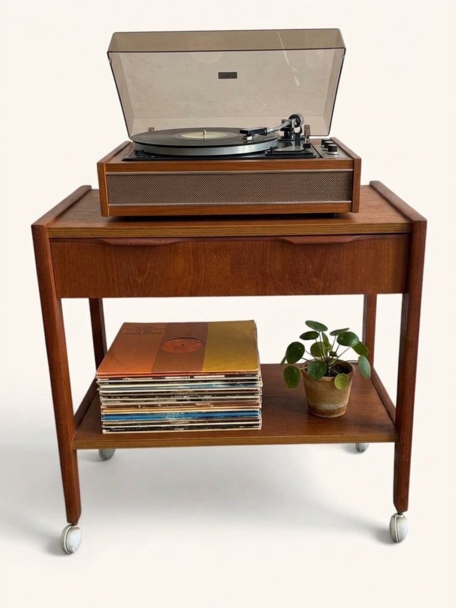 Deense vintage teak trolley op zwenkwieltjes met lade