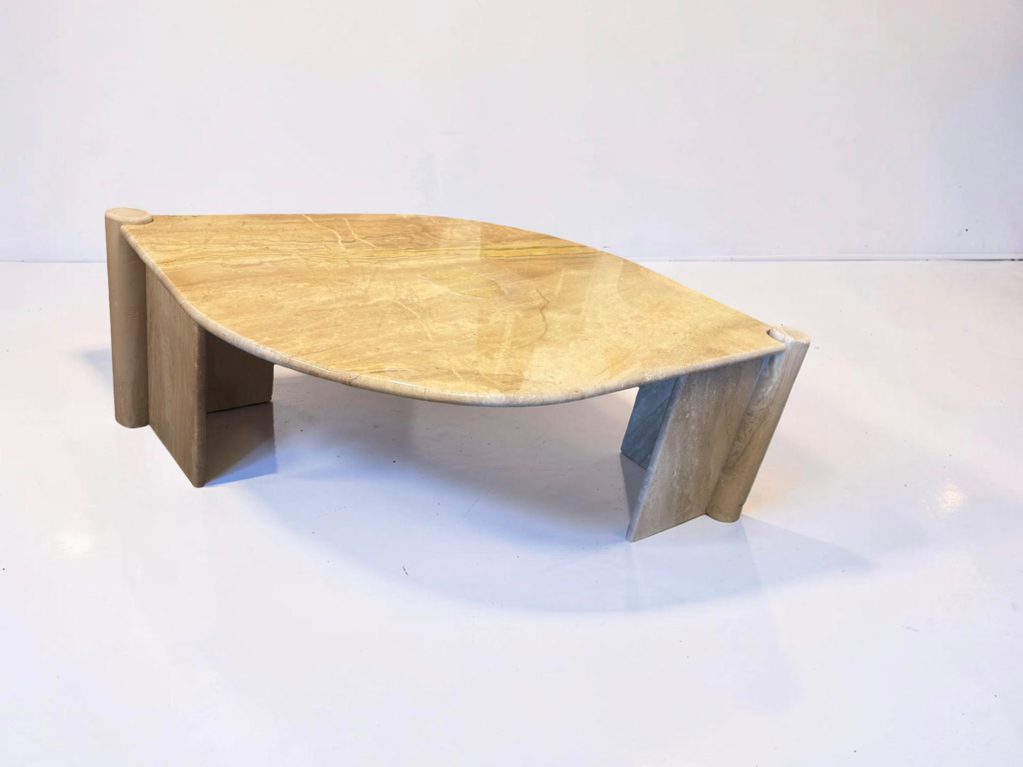 Vintage Italiaanse travertin salontafel