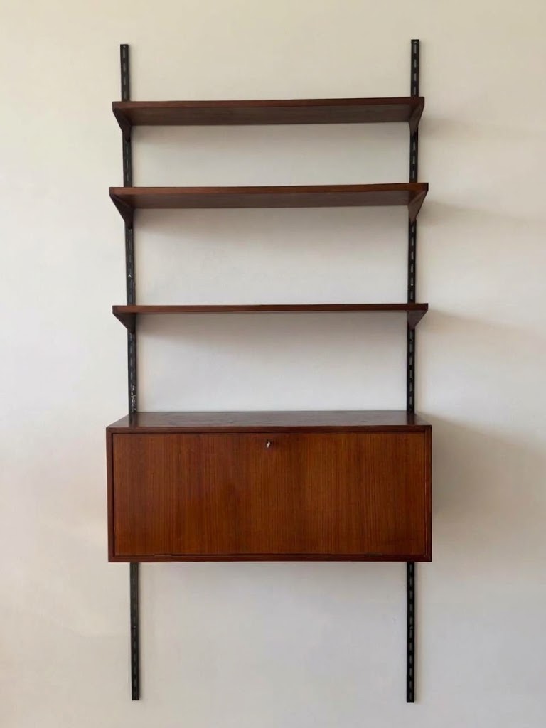 Vintage Deens wandsysteem met secretaire bureau van Kai Kristiansen voor FM Furniture