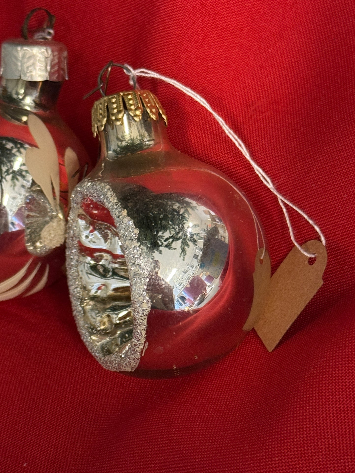 Set van 2 vintage mondgeblazen deuk kerstballen