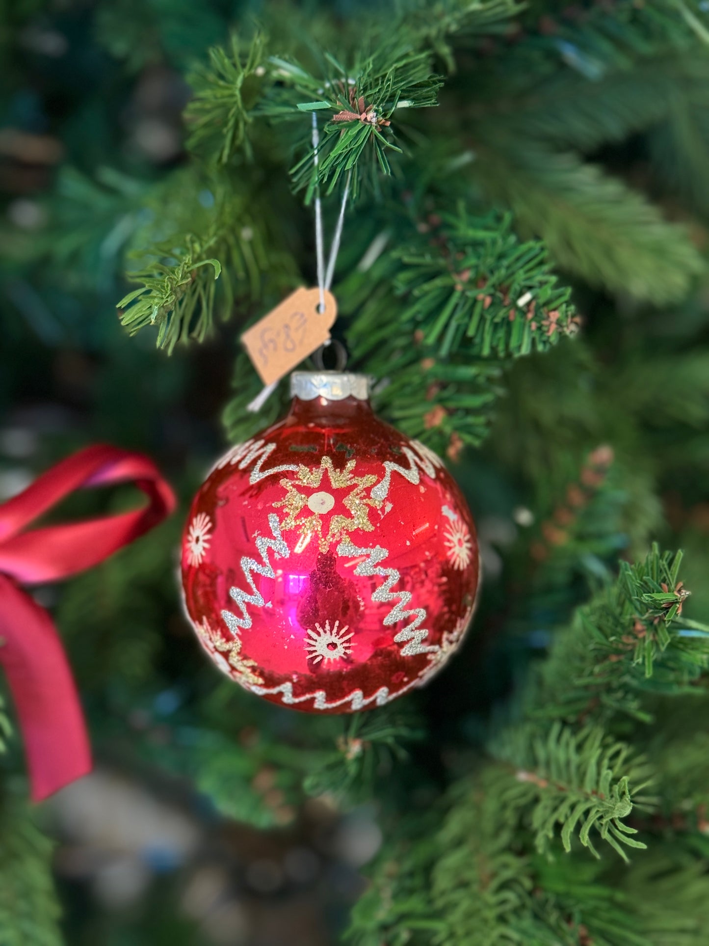 Grote handgemaakte vintage glazen kerstbal rood