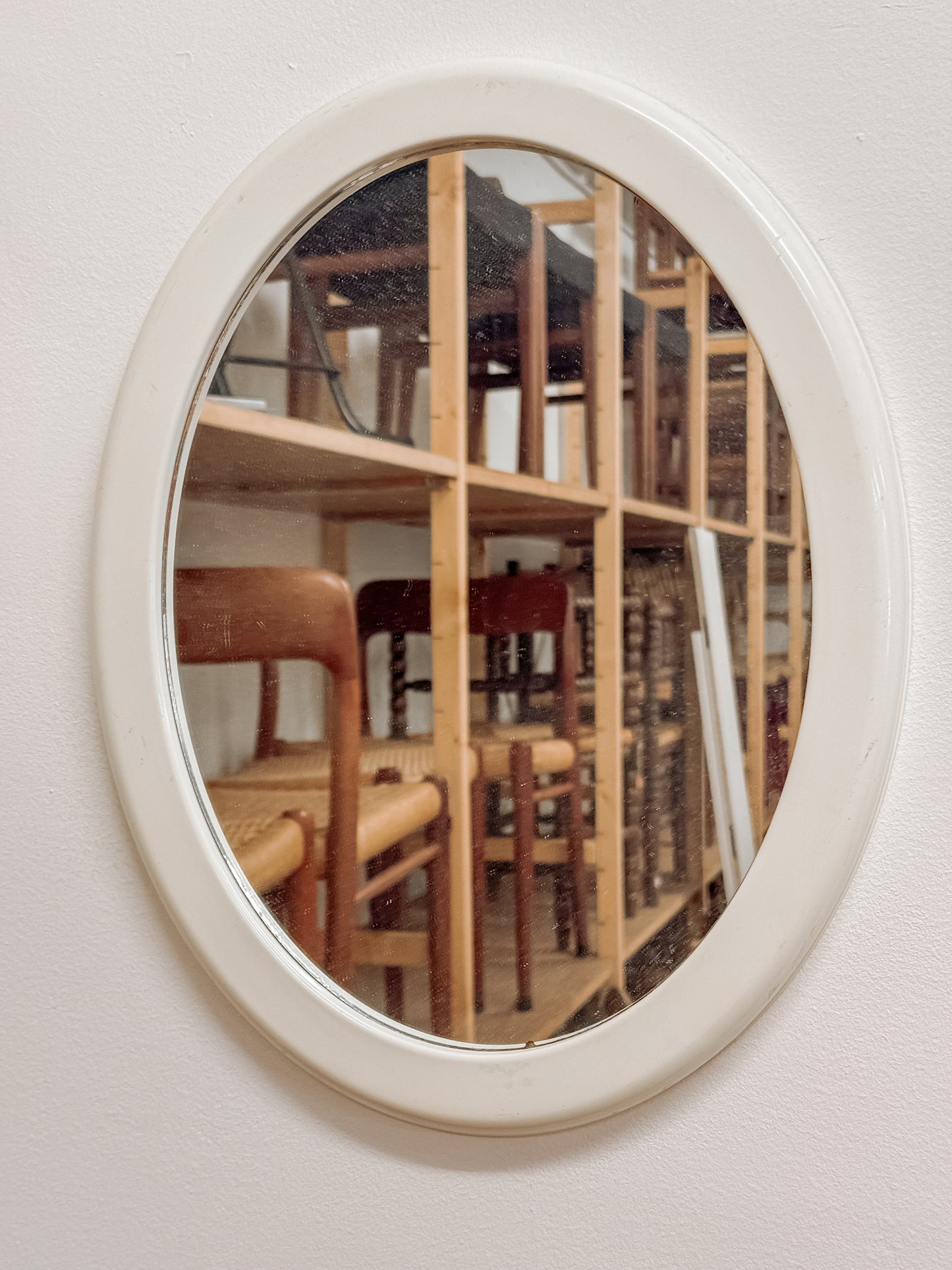 Ovale kunststof witte spiegel