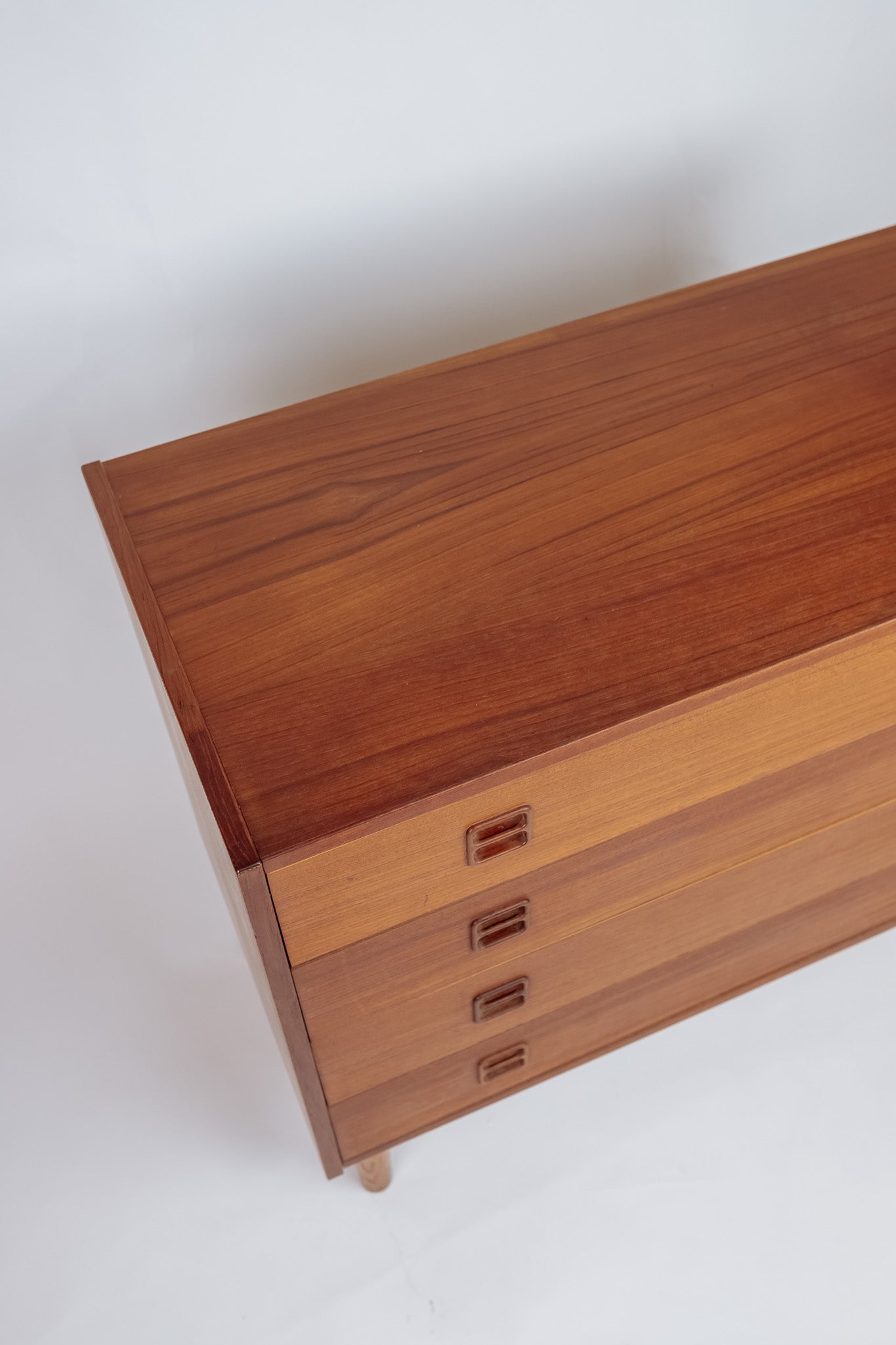 Deense Mid Century ladekast AEJM Möbler