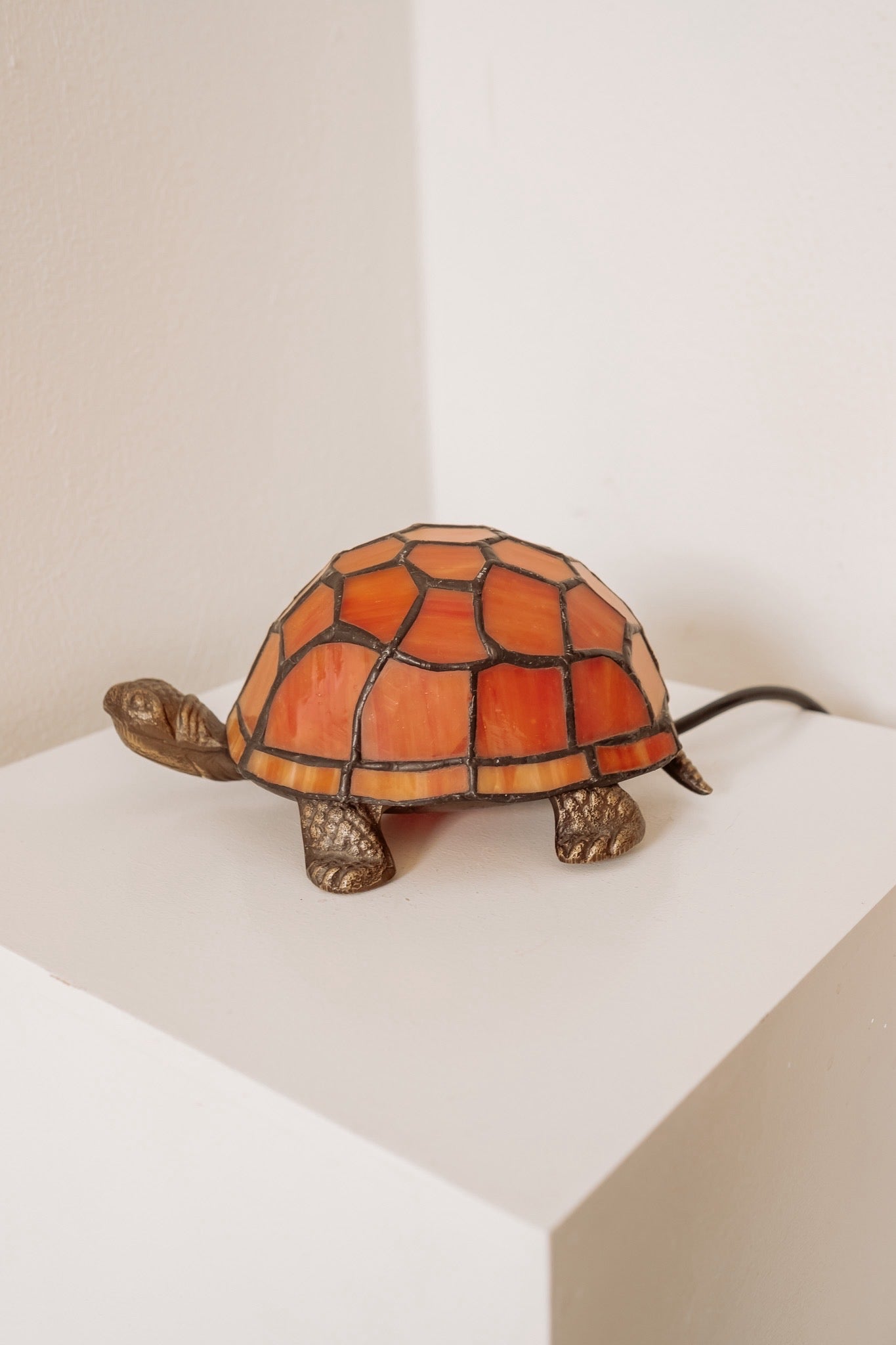 Tiffany schildpad lampje - oranje opaalglas