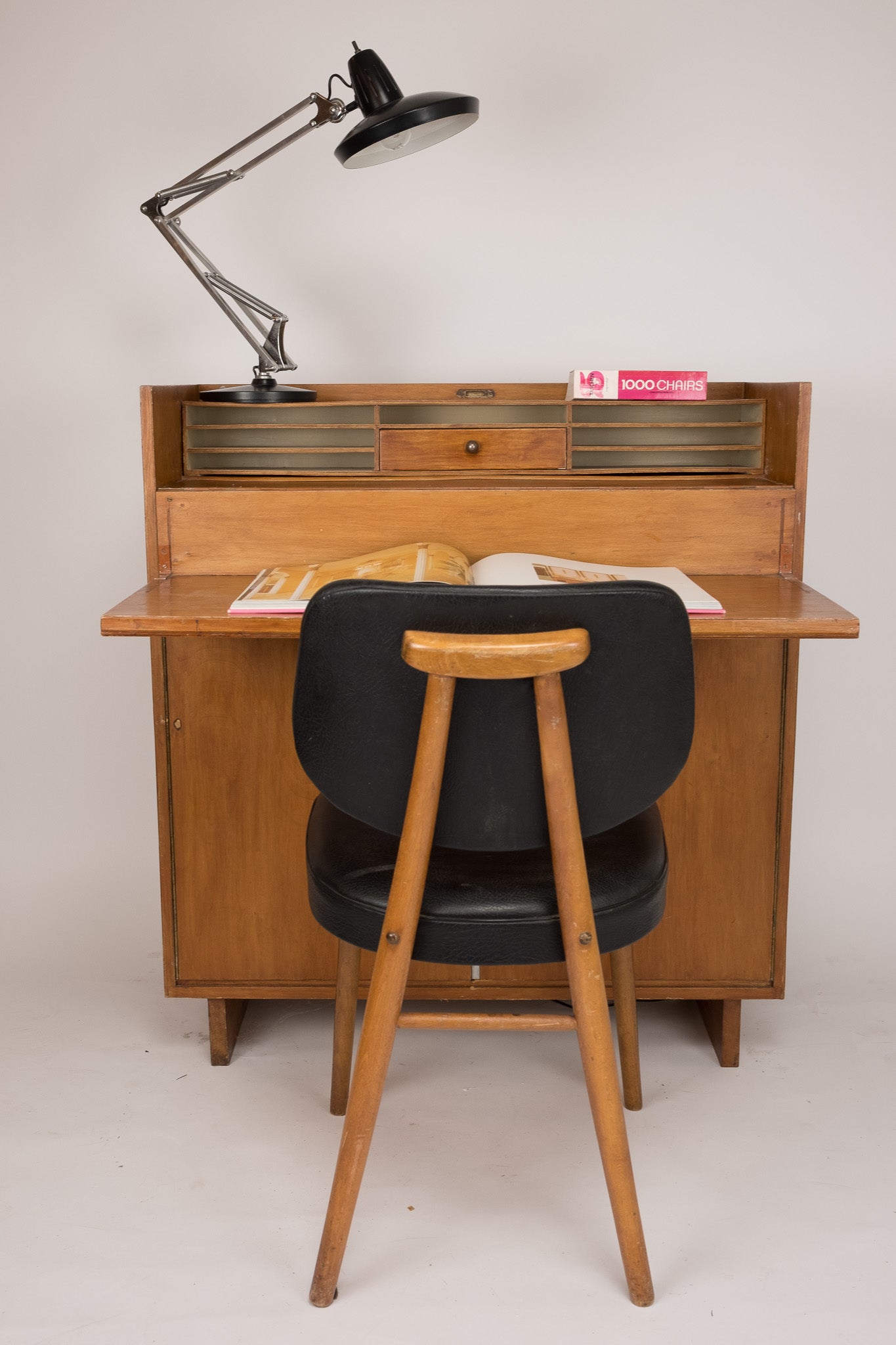 Vintage "secret desk" kast met uitklapbaar bureautje