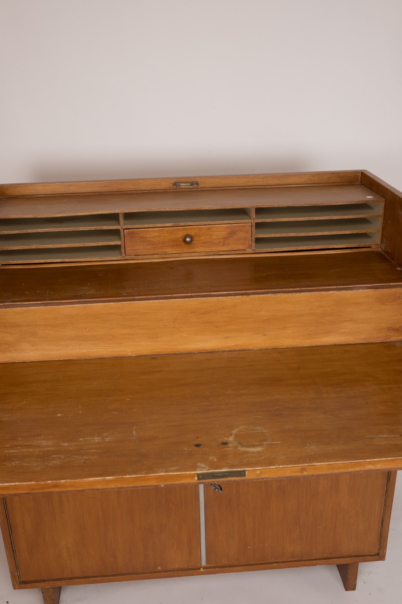 Vintage "secret desk" kast met uitklapbaar bureautje