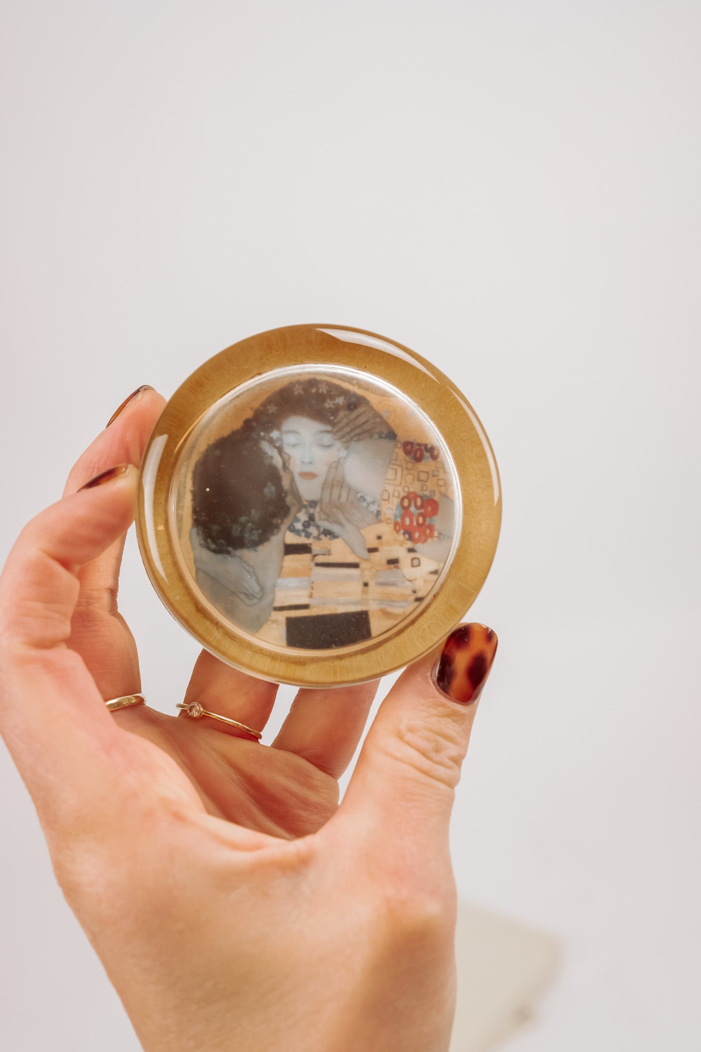 Presse-papier met afbeelding "De Kus" van Gustav Klimt