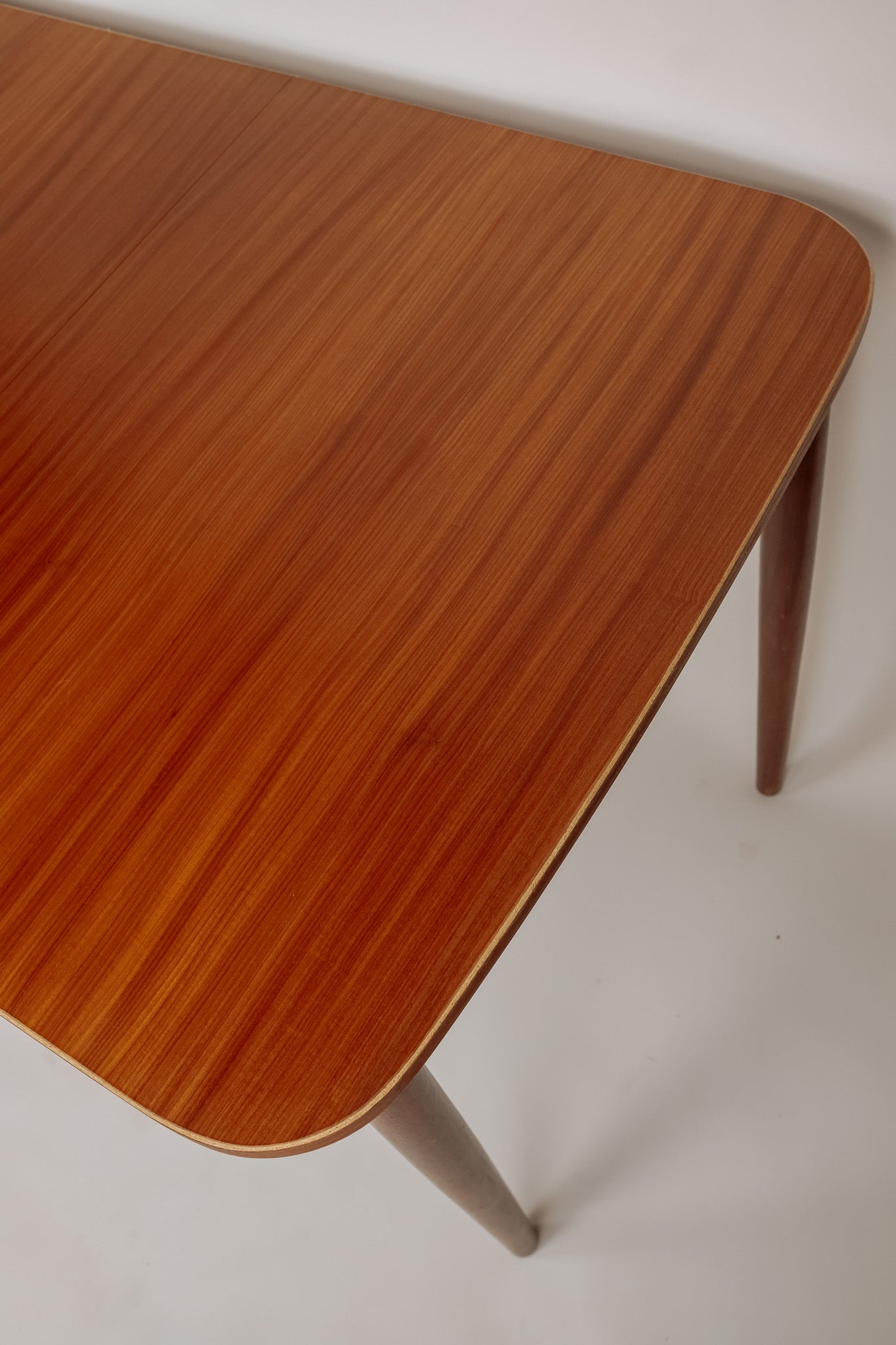 Uitschuifbare vintage eettafel met ronde hoeken, jaren 60