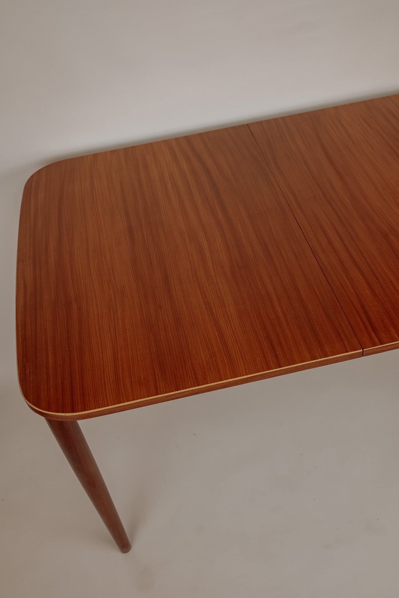 Uitschuifbare vintage eettafel met ronde hoeken, jaren 60