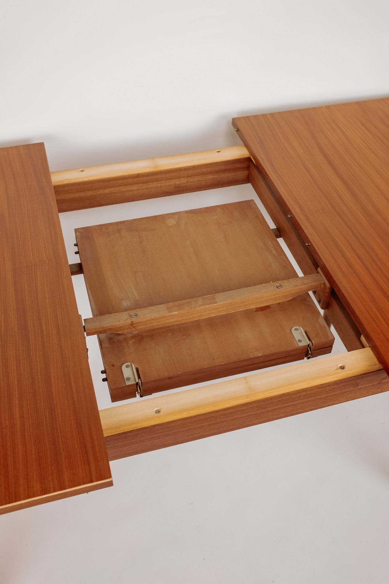 Uitschuifbare vintage eettafel met ronde hoeken, jaren 60