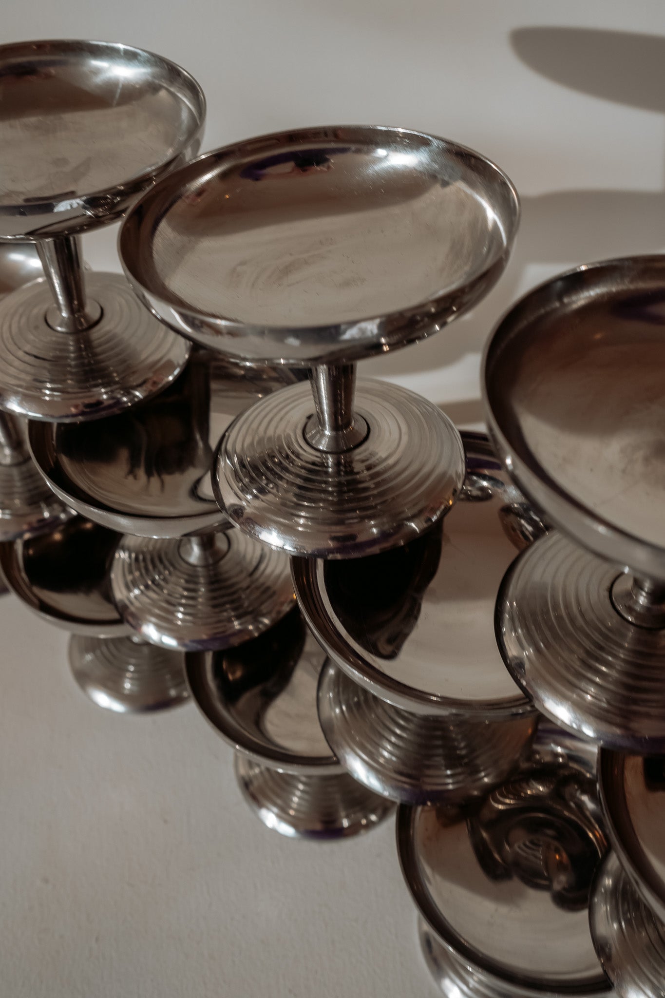 Set van 12 vintage Italiaanse rvs coupes (klein formaat)