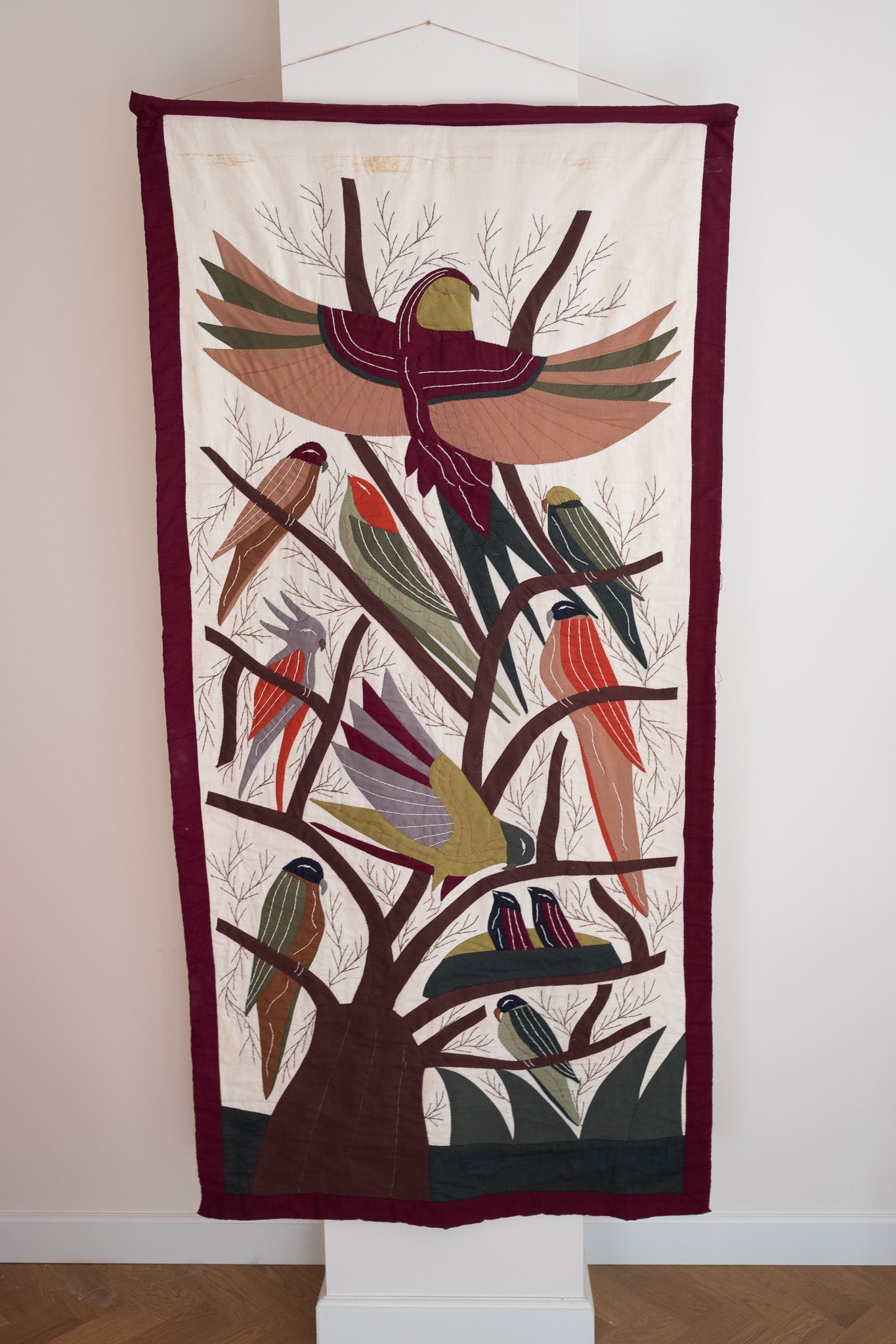 Handgemaakt quilted wandkleed met vogels (172x83cm)