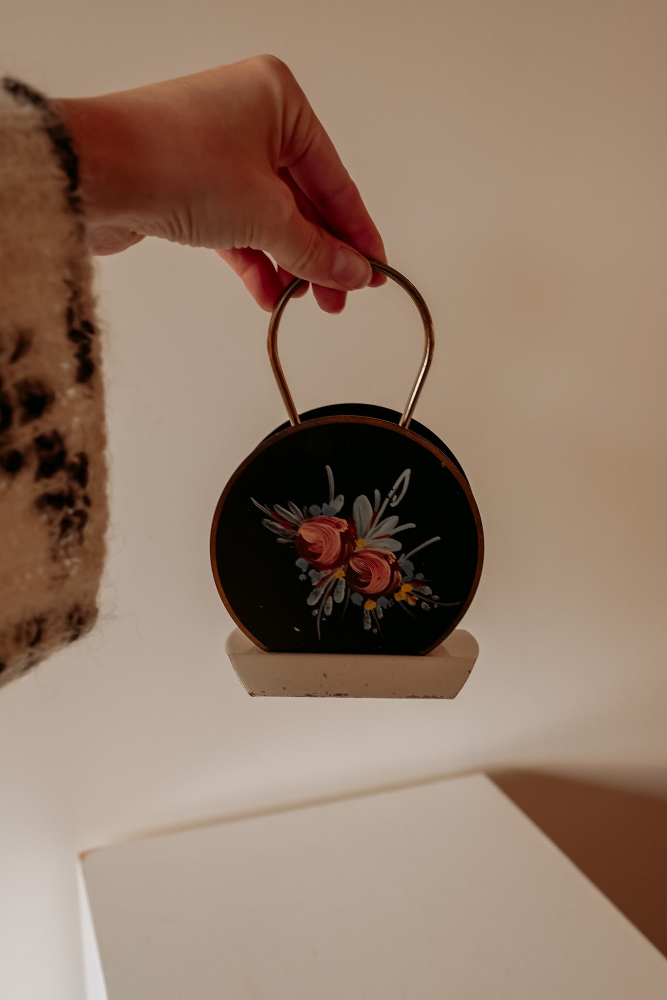 Vintage handbeschilderde servettenhouder