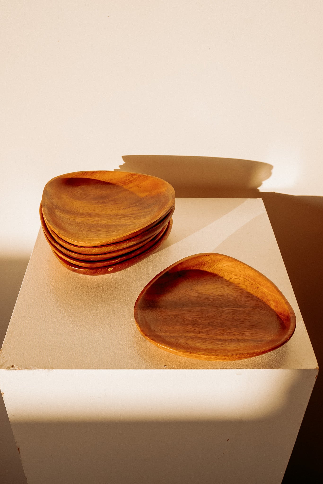 6x houten gebaksbordjes