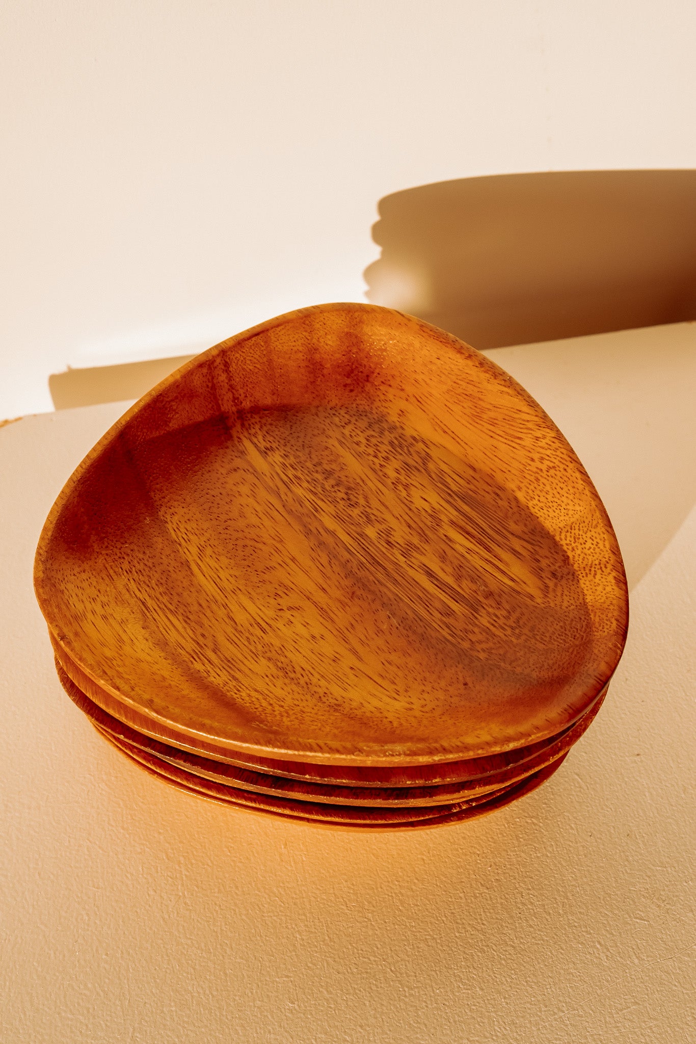 6x houten gebaksbordjes