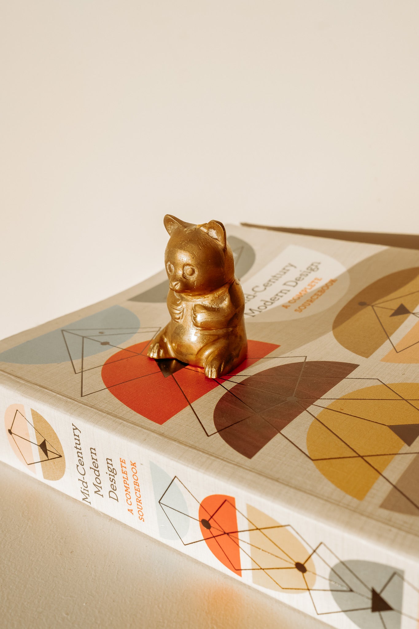 Messing beeldje van een beertje