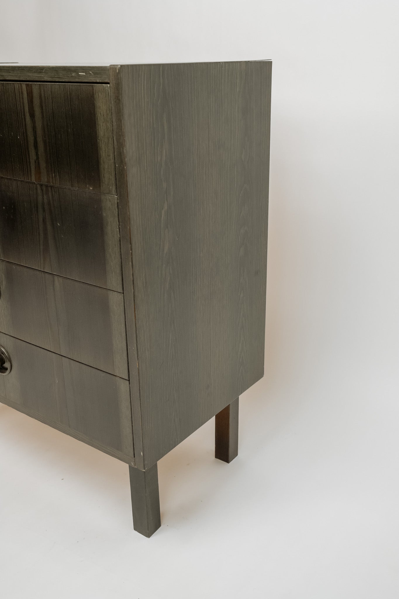 Vintage groene houten ladekast