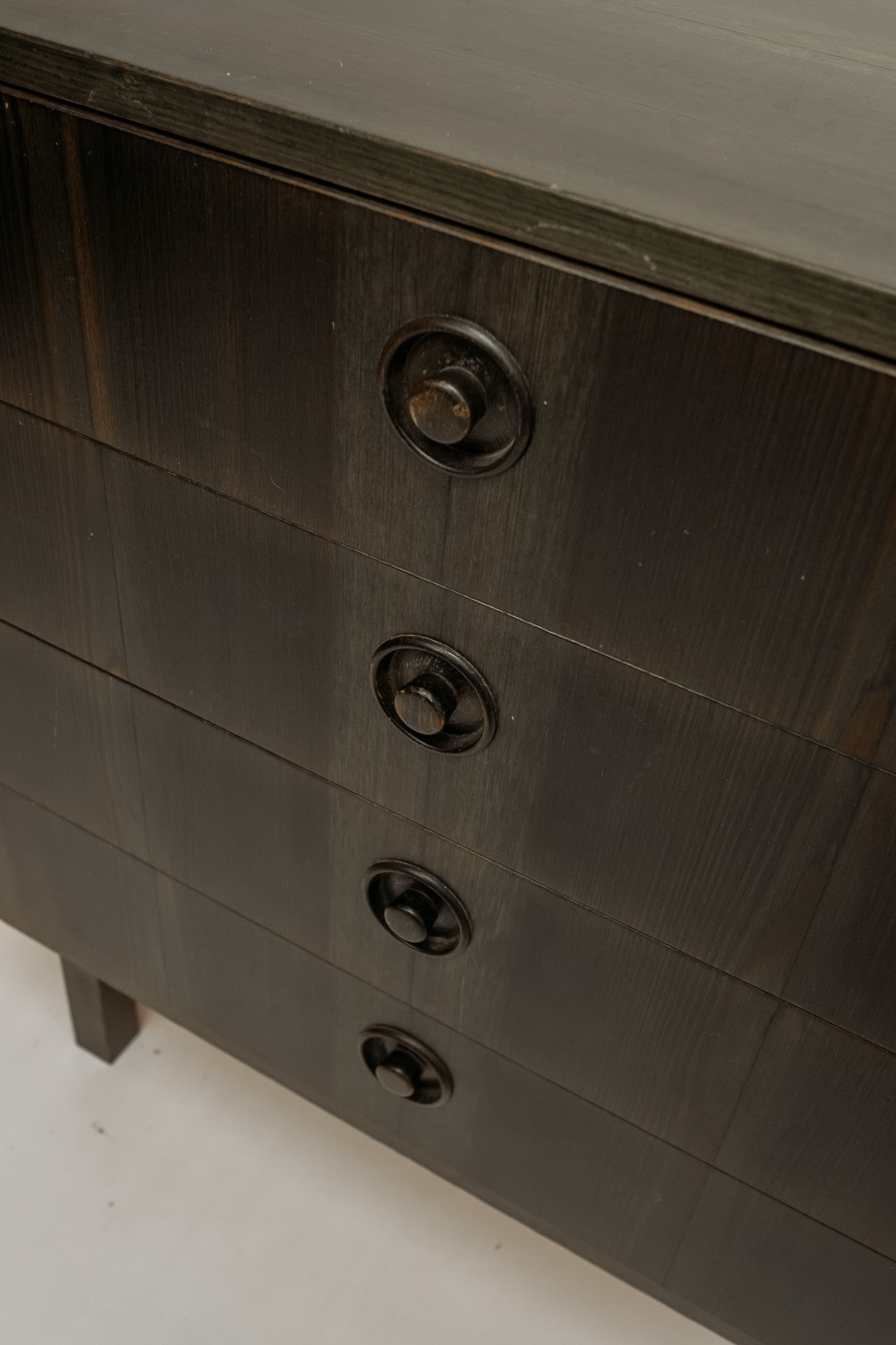 Vintage groene houten ladekast