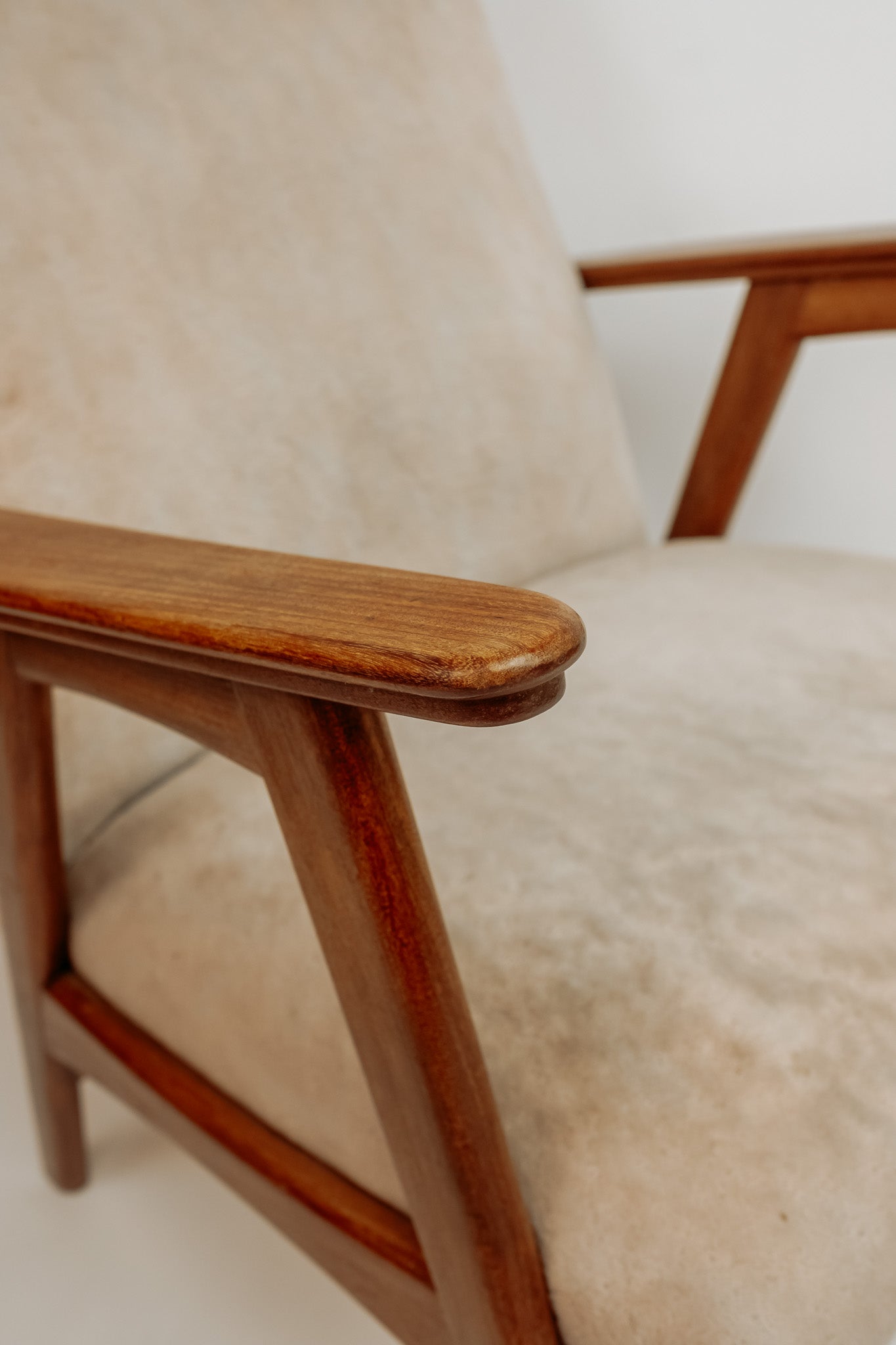 Vintage teakhouten fauteuil, jaren 60 - Beige bekleding