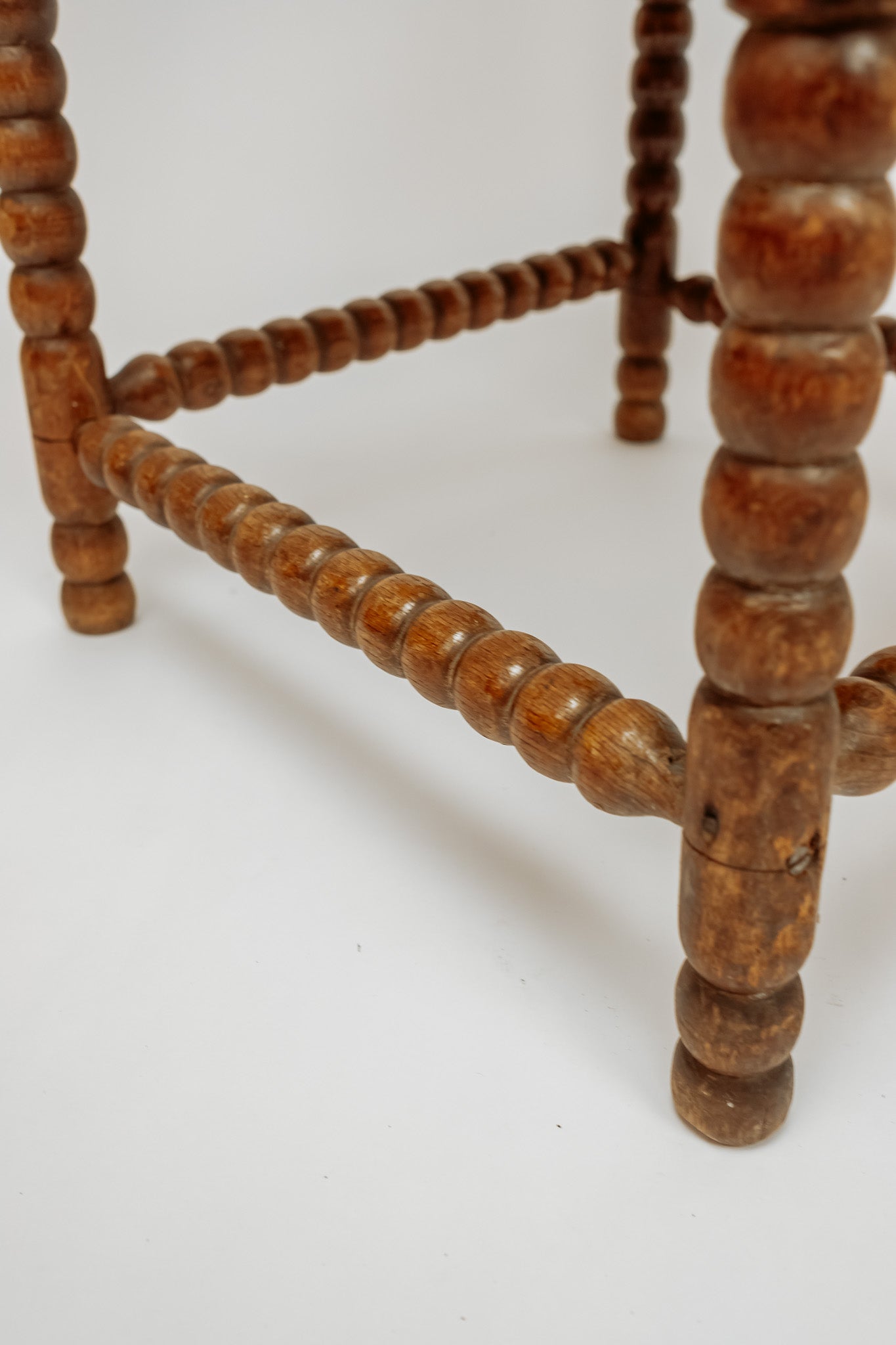 Vintage Bobbin hoekstoel (meerdere maten beschikbaar)