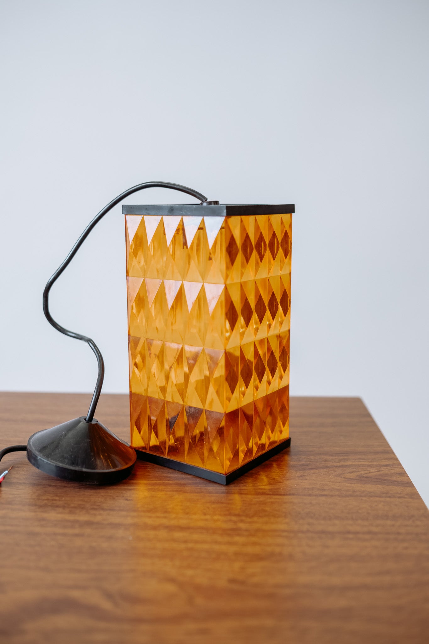 Orange diamond pattern hanging lamp