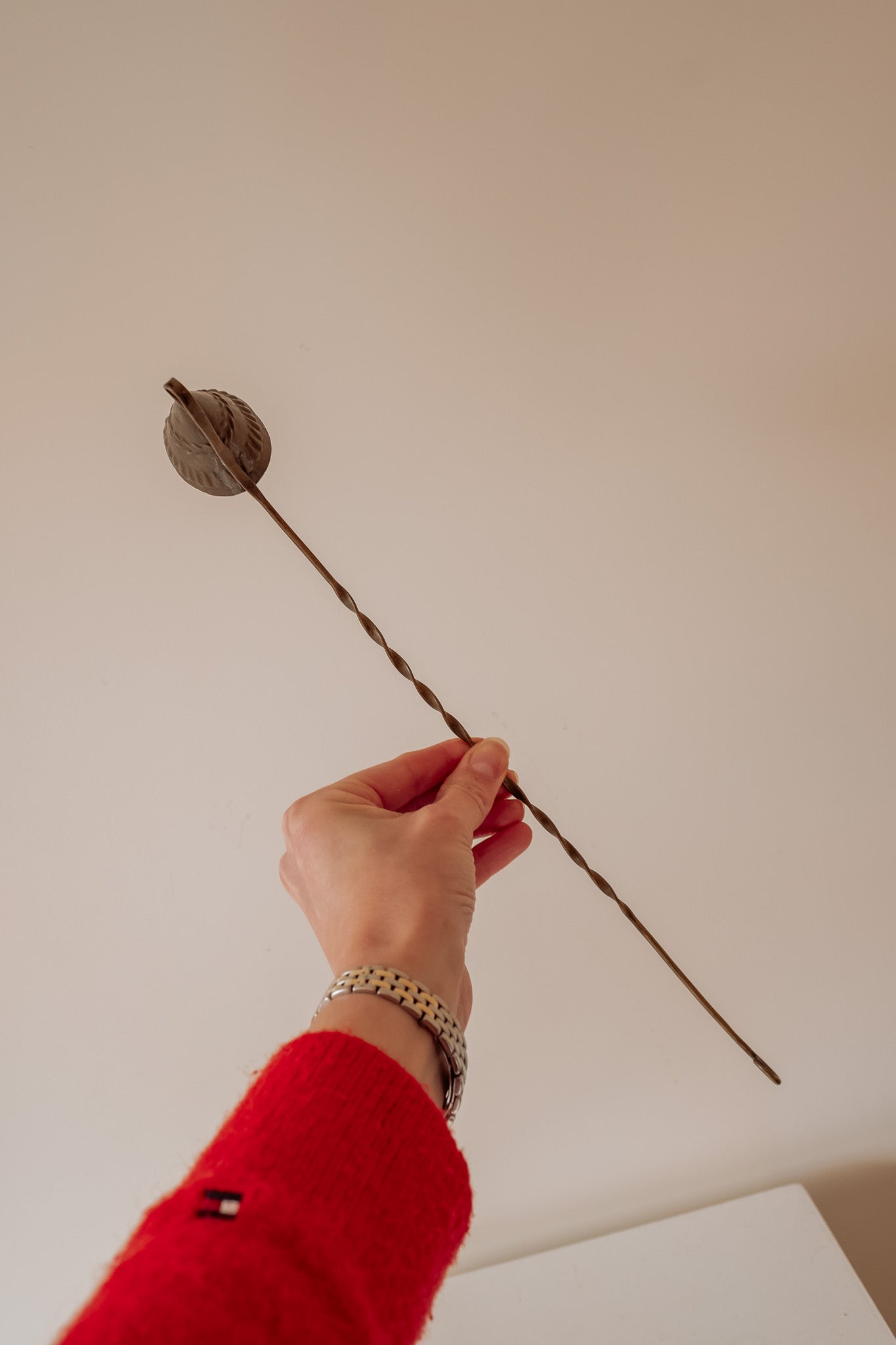 Antieke messing kaarsdover 35cm