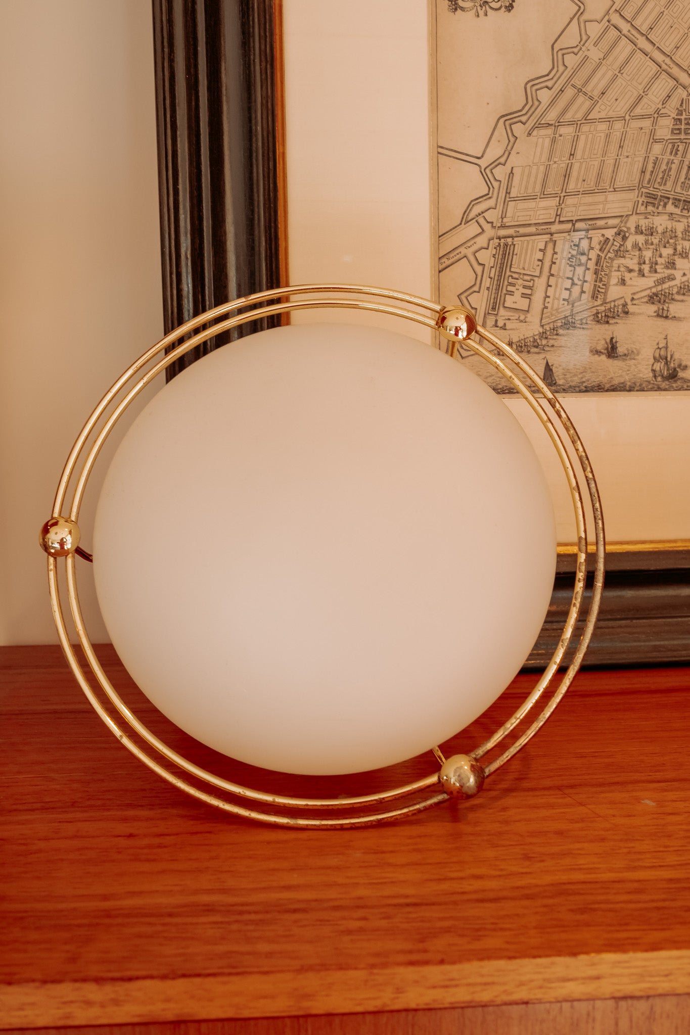 Vintage Steinhauer plafonnière lamp met melkglas