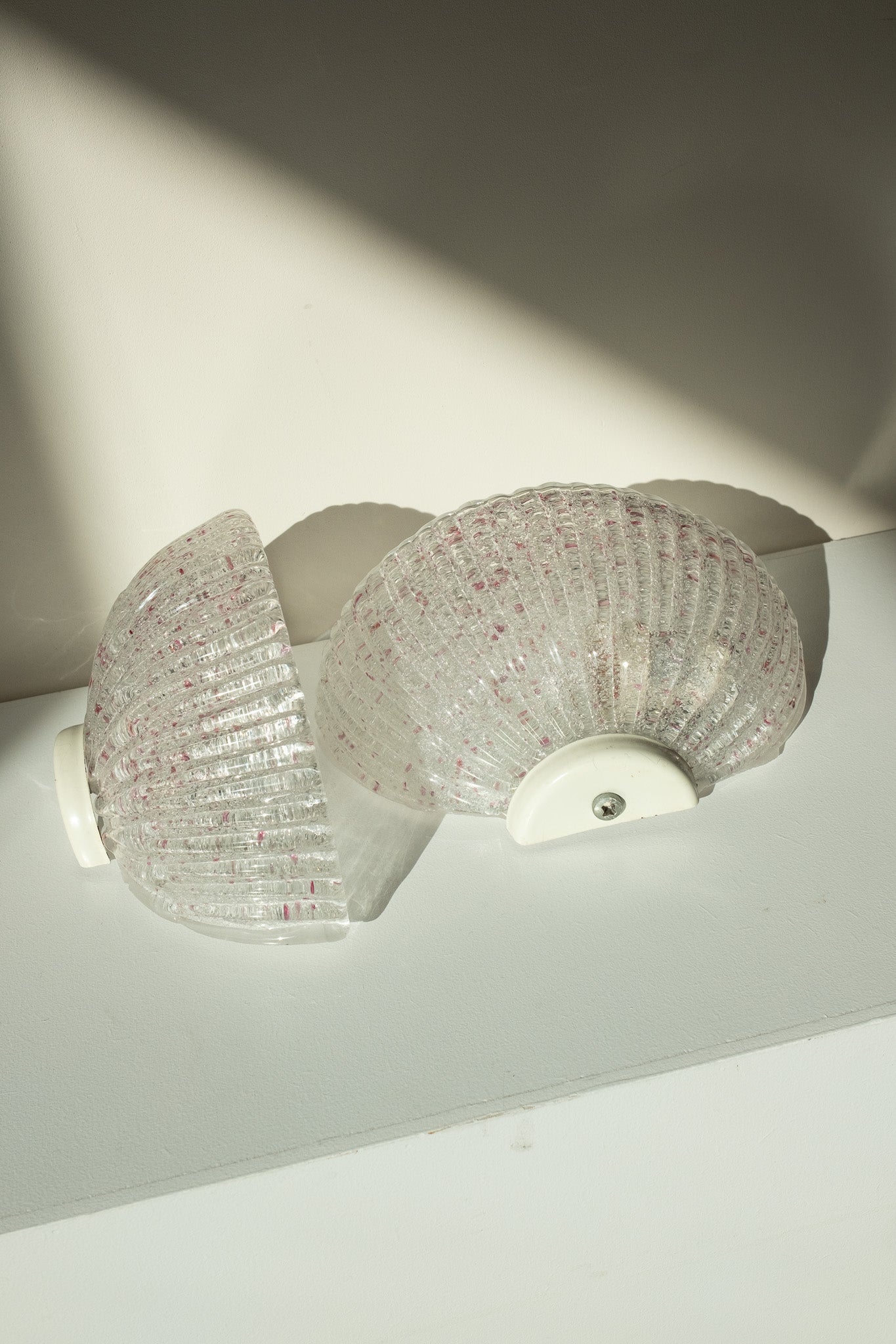 Set van 2 vintage Murano wandlampen met roze spikkels
