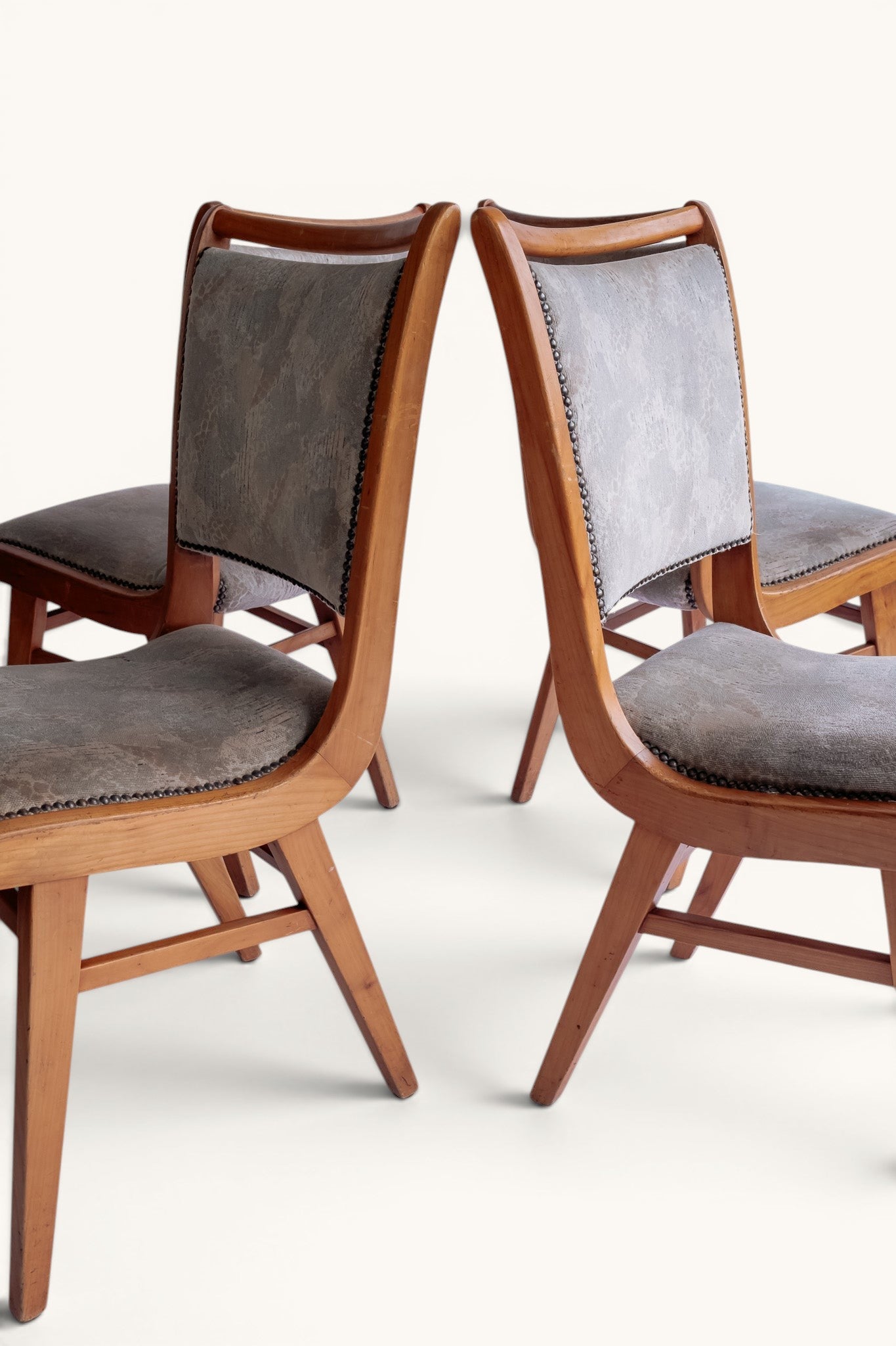 Set van 4 vintage houten eetkamerstoelen